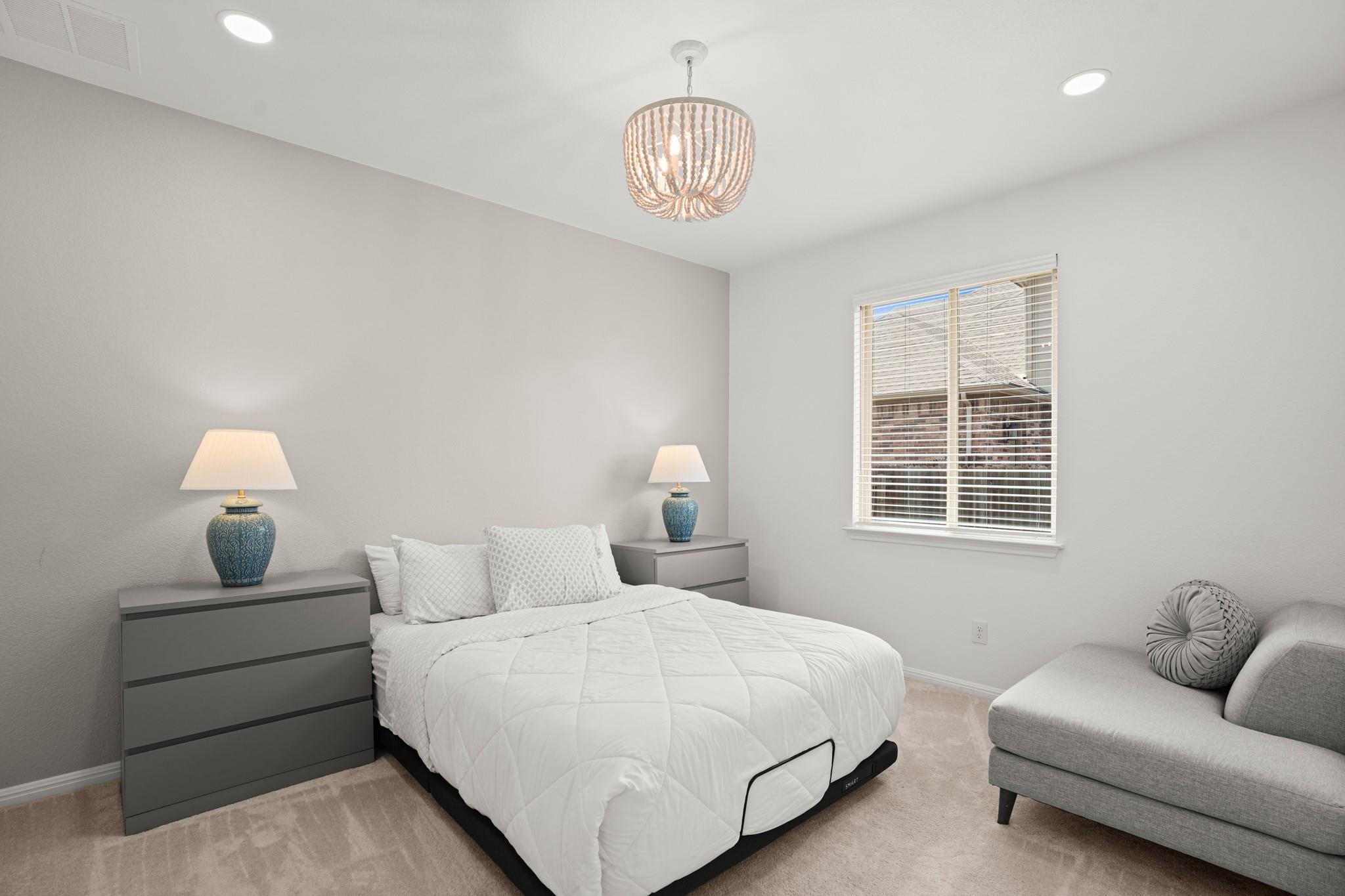 405 Clear Shadow Cv Property Photo 22