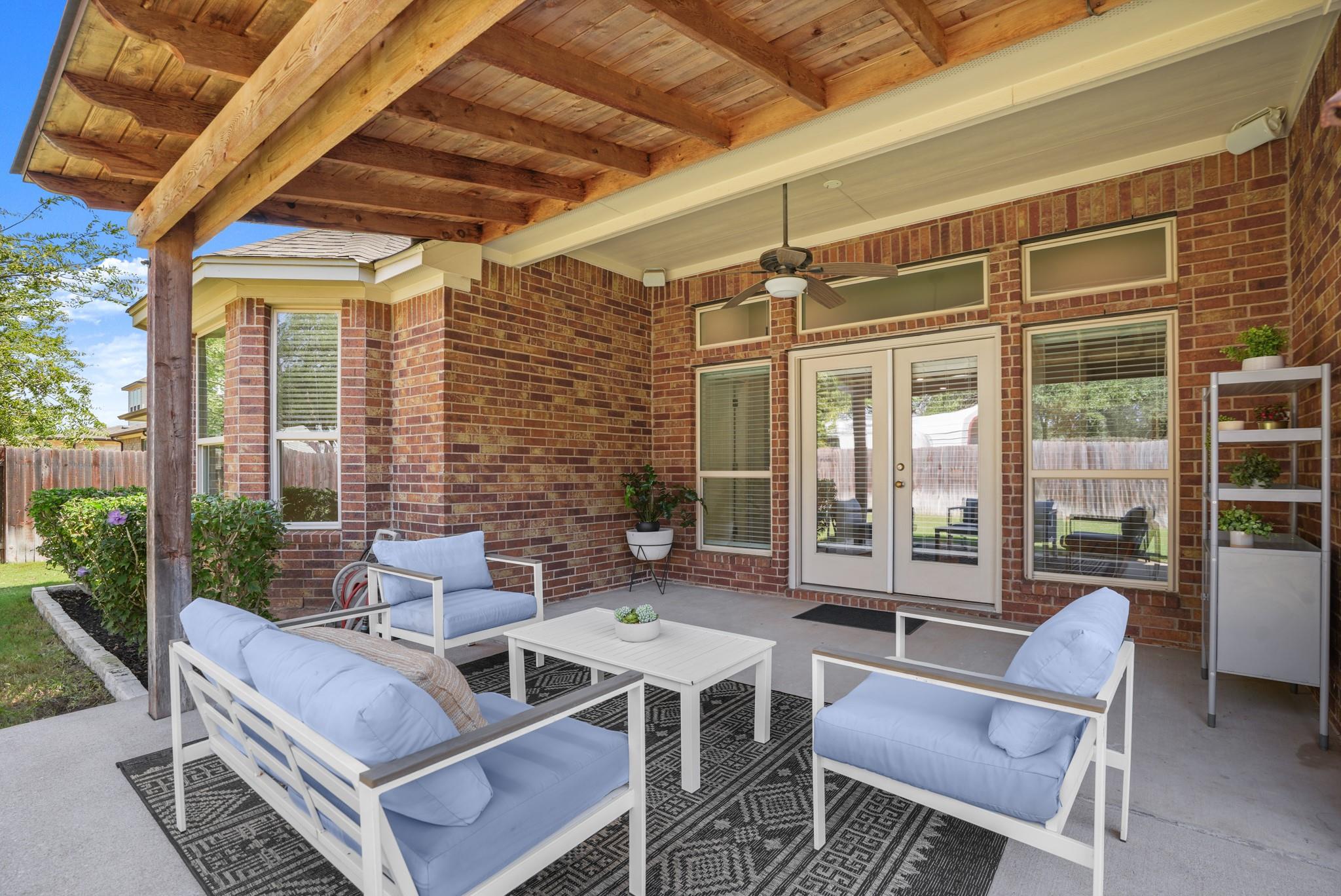 405 Clear Shadow Cv Property Photo 28