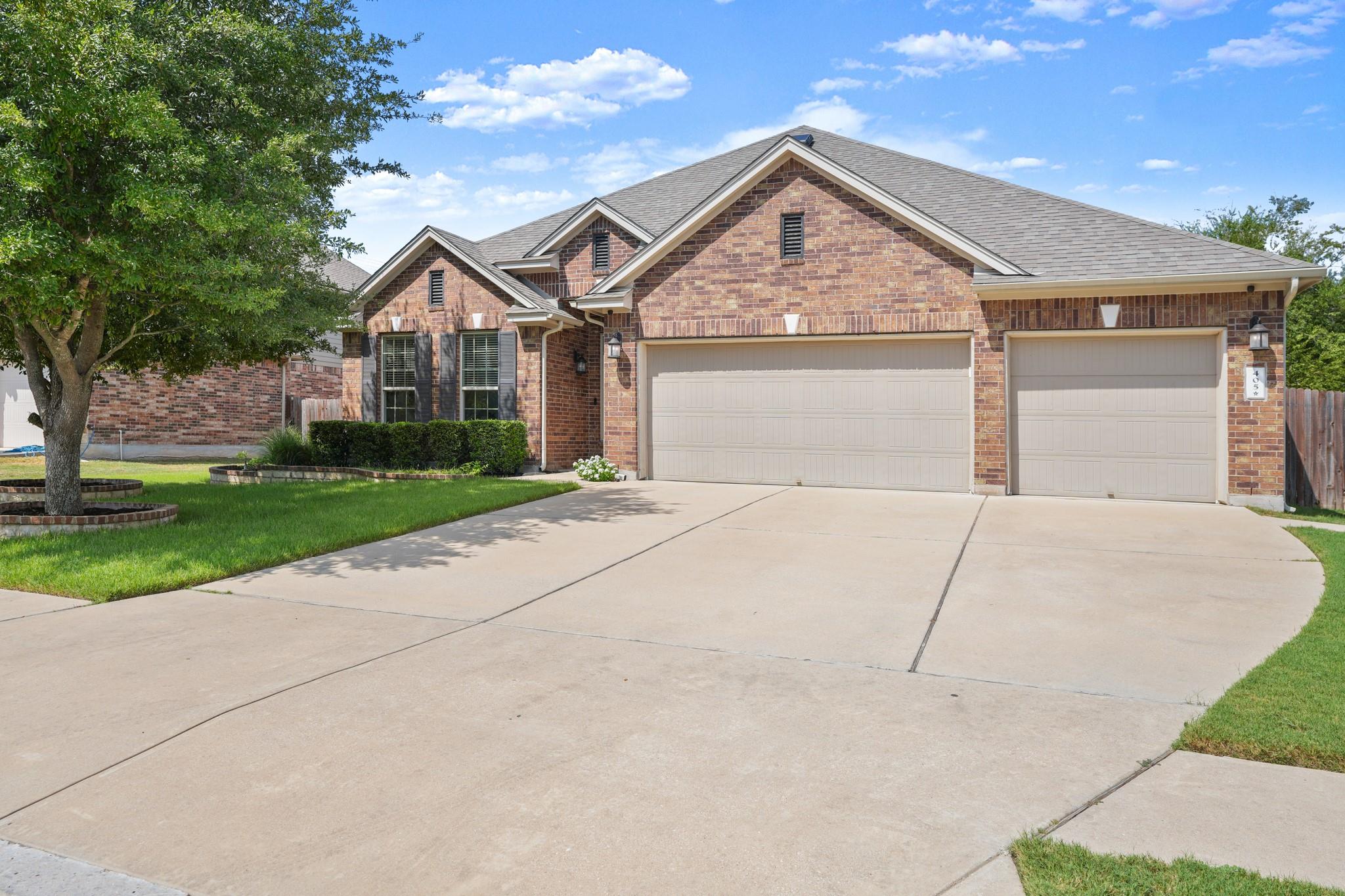 405 Clear Shadow Cv Property Photo 31