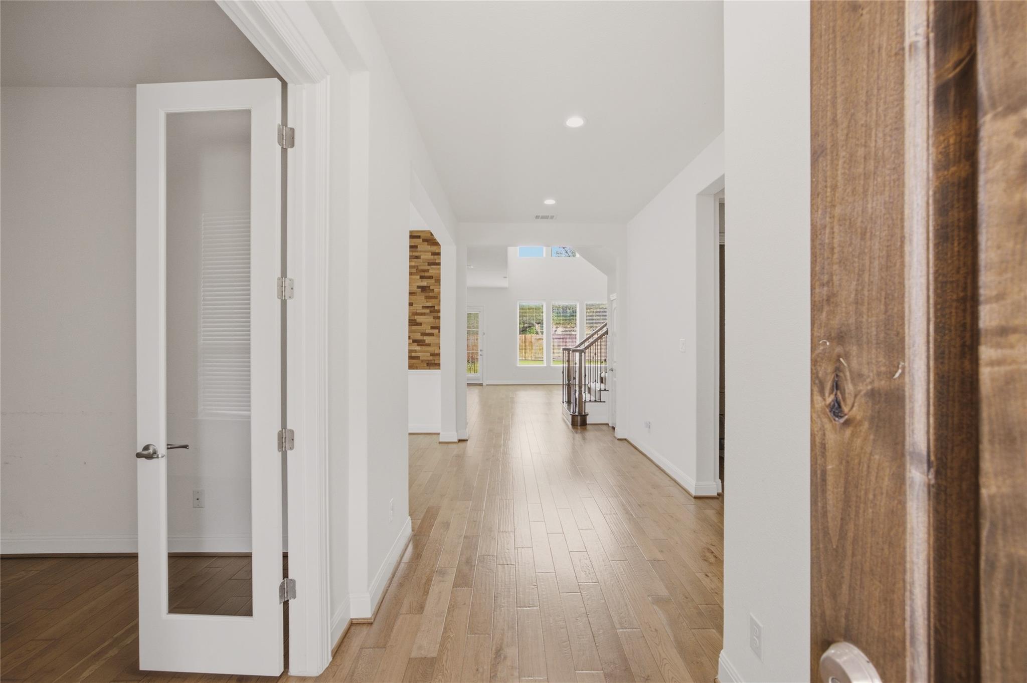 1800 Cotton Farm Trl Property Photo 2