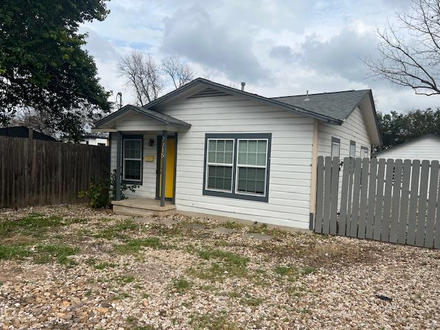 2715 S 1st St Property Photo
