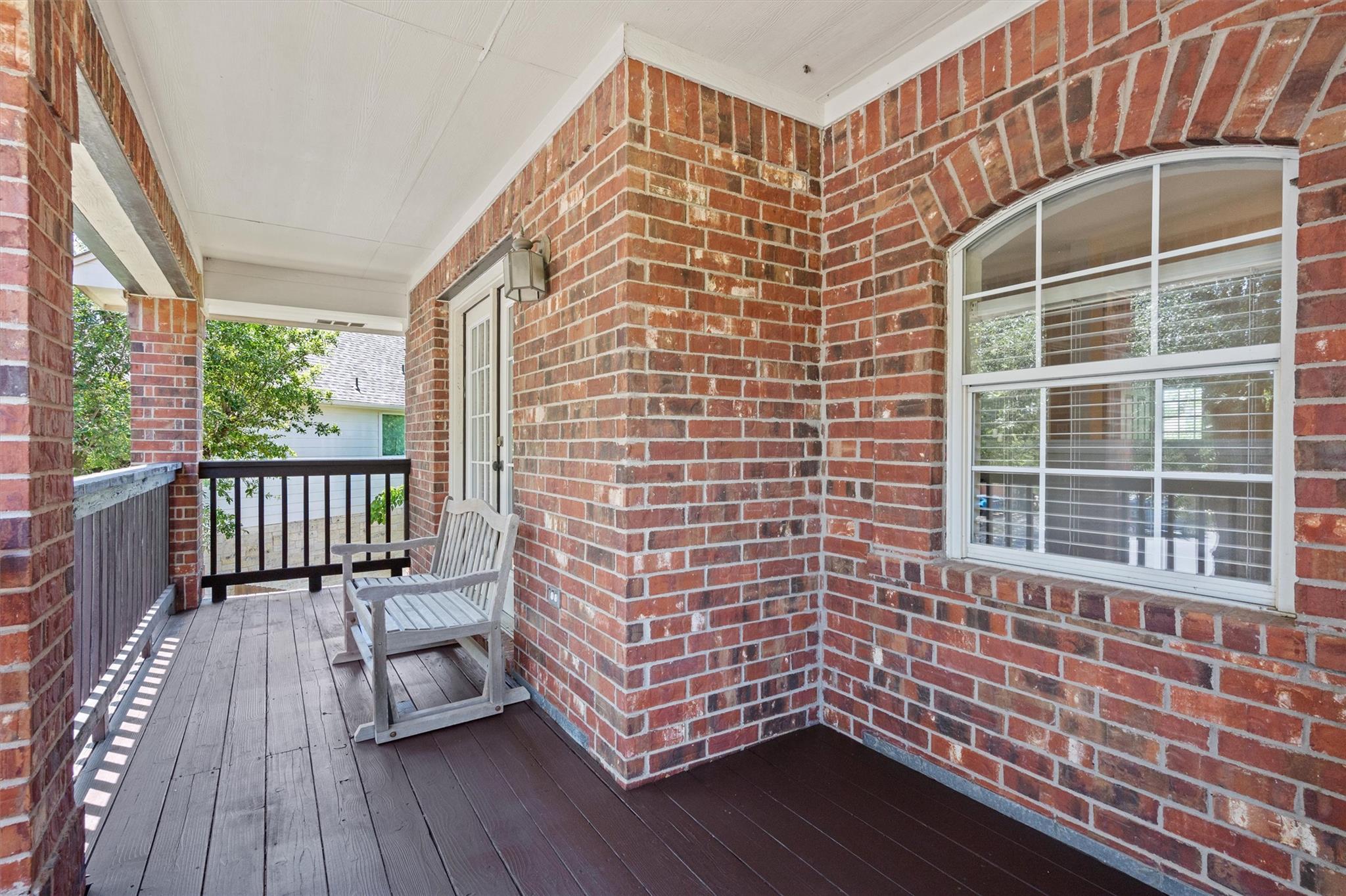9028 Mountain Mist Ln Property Photo 6