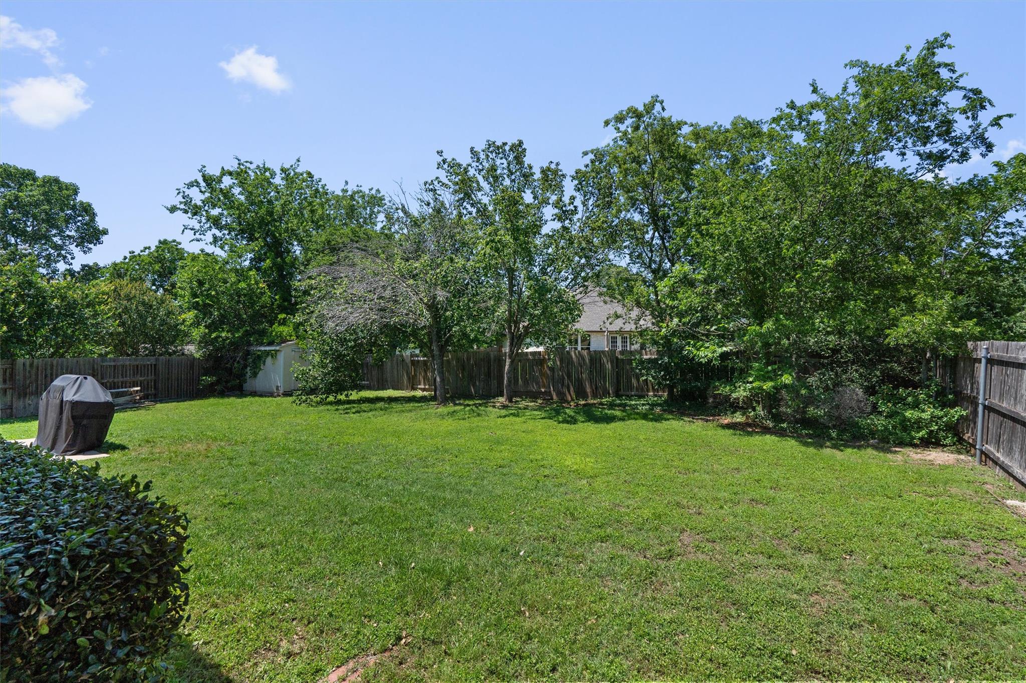 9028 Mountain Mist Ln Property Photo 32