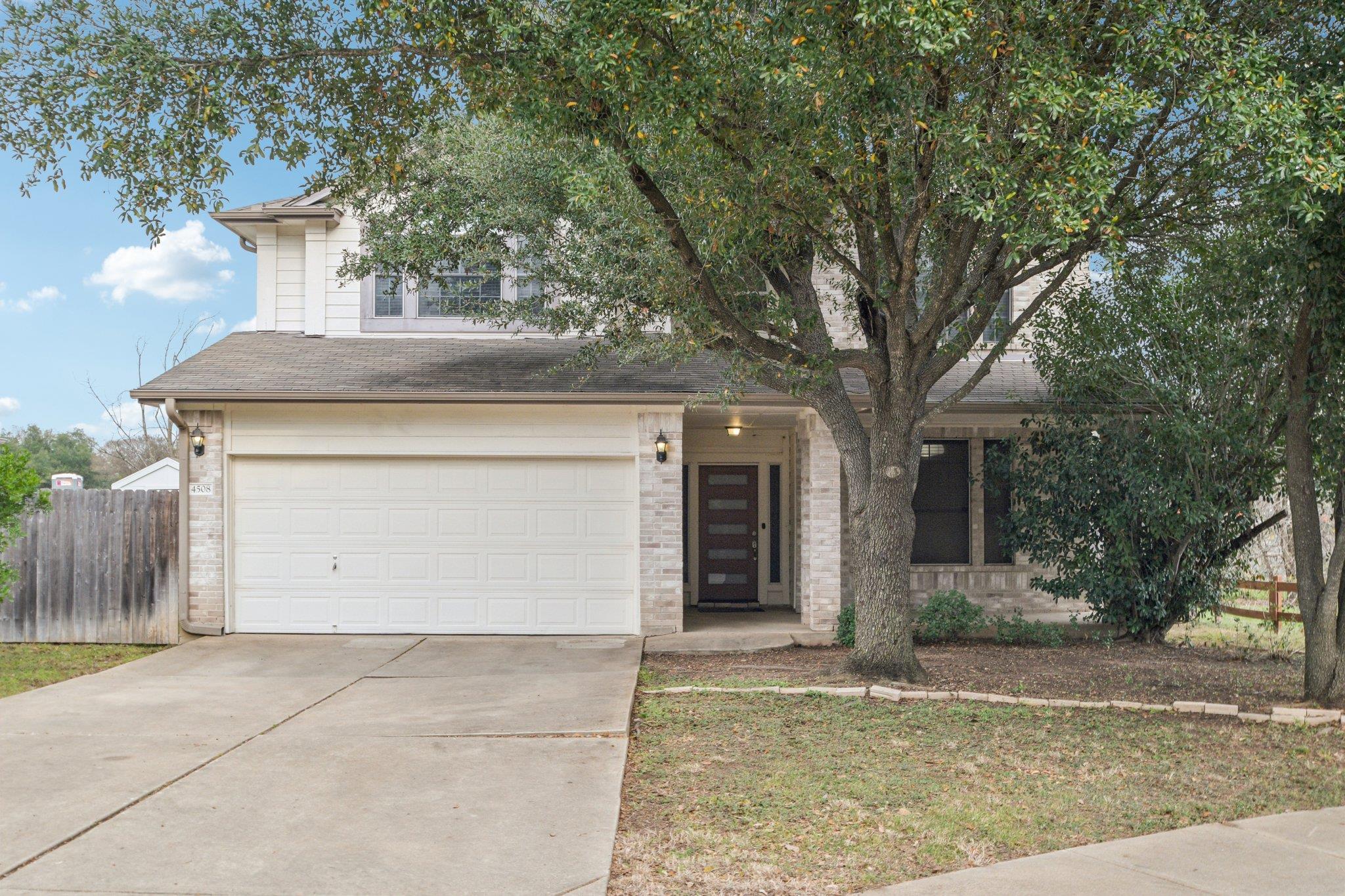 4508 Chesney Ridge Dr Property Photo 2