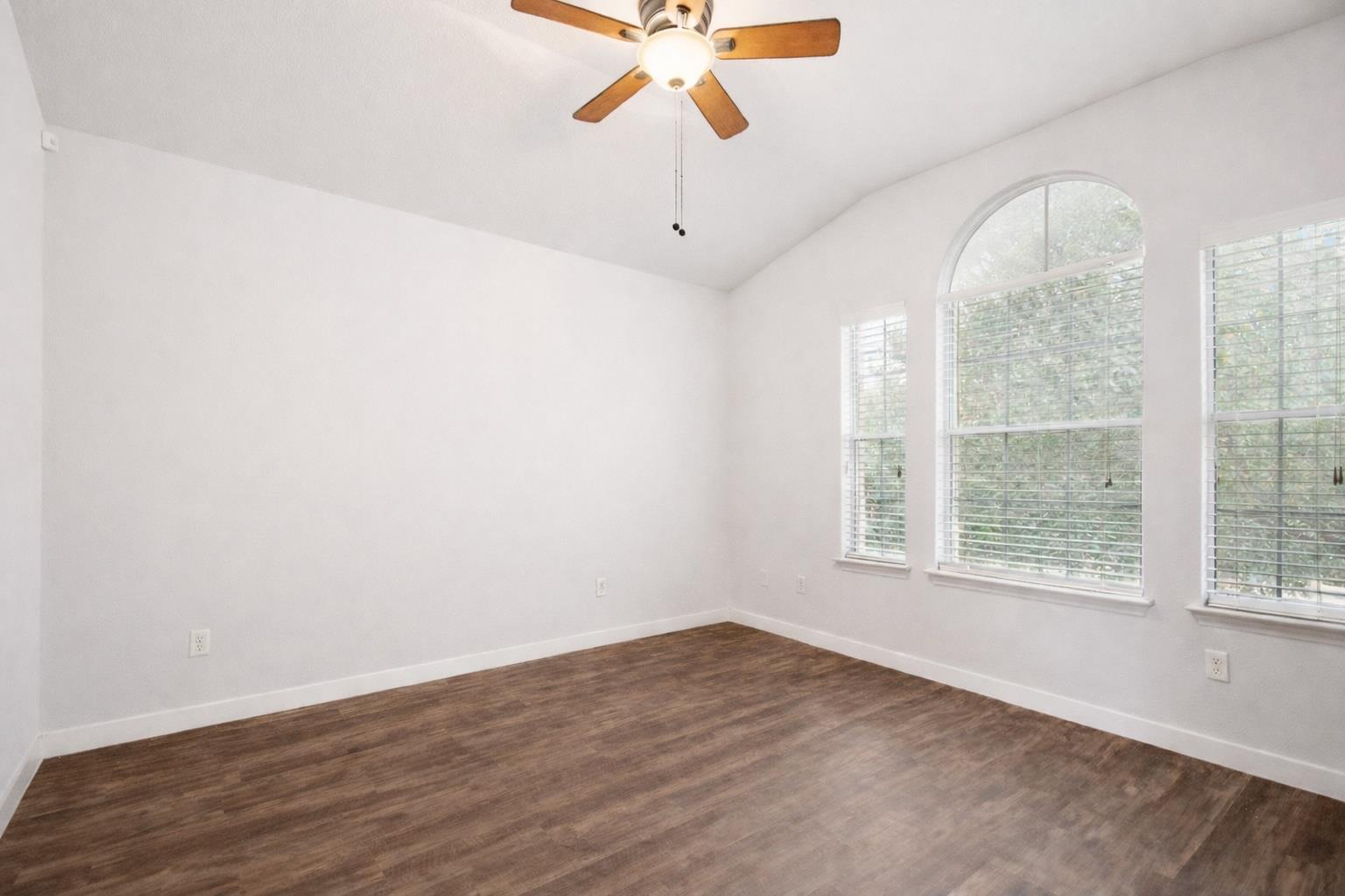 4508 Chesney Ridge Dr Property Photo 24