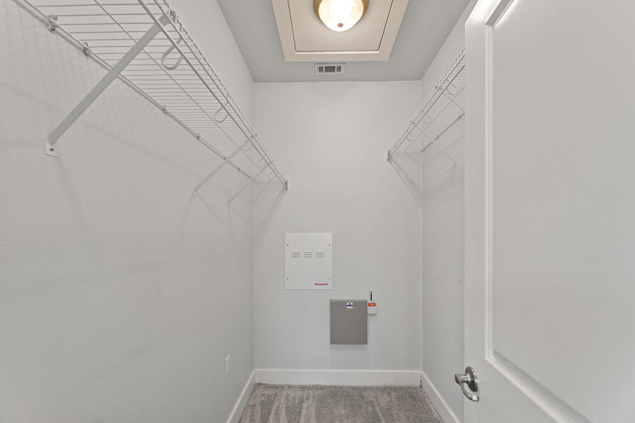 1601 Miriam Ave #216 Property Photo 17