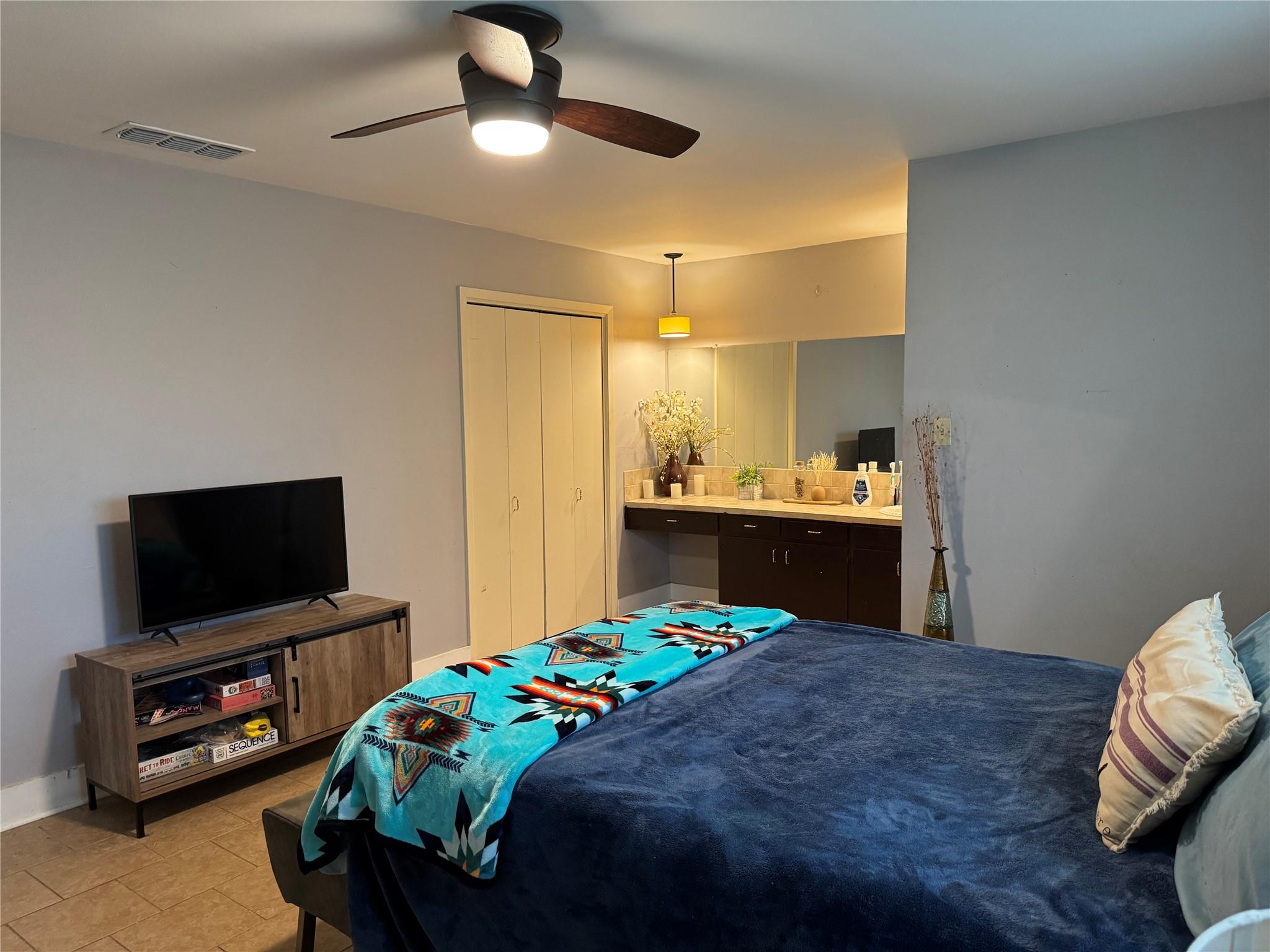102 Skyloop Dr Property Photo 10