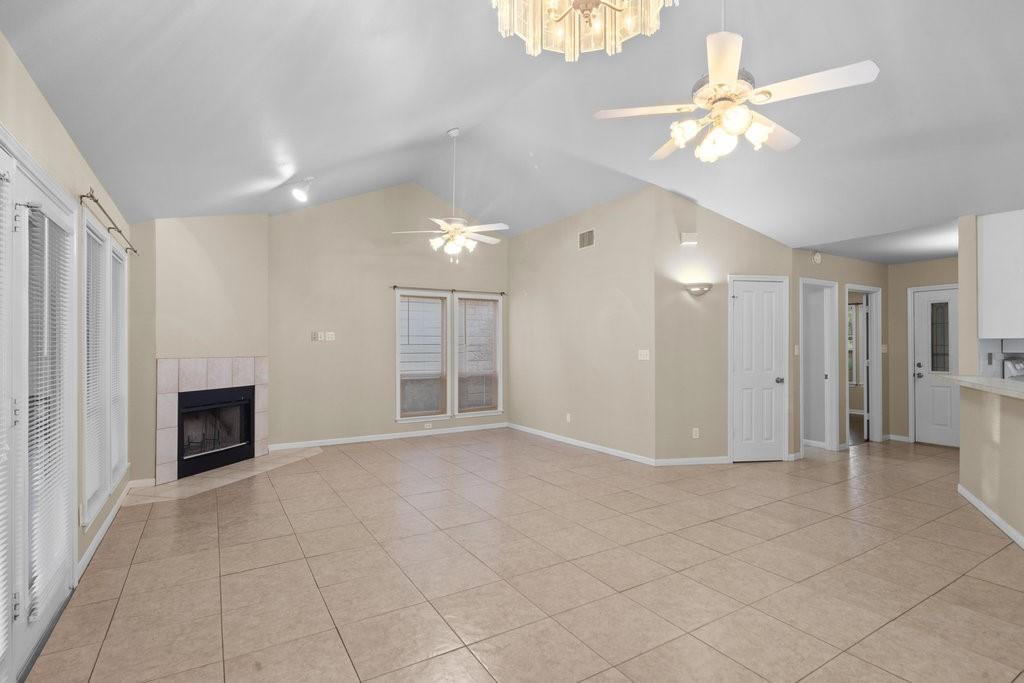 502b Hi Circle West Property Photo 7