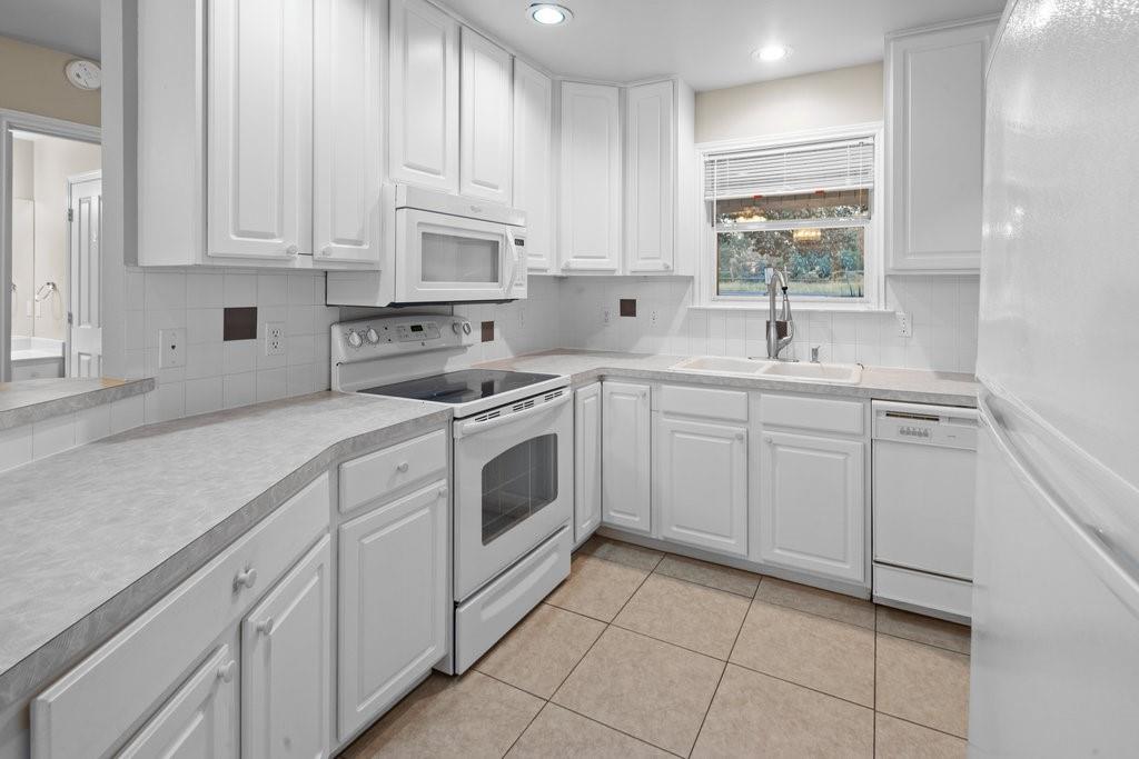 502b Hi Circle West Property Photo 11
