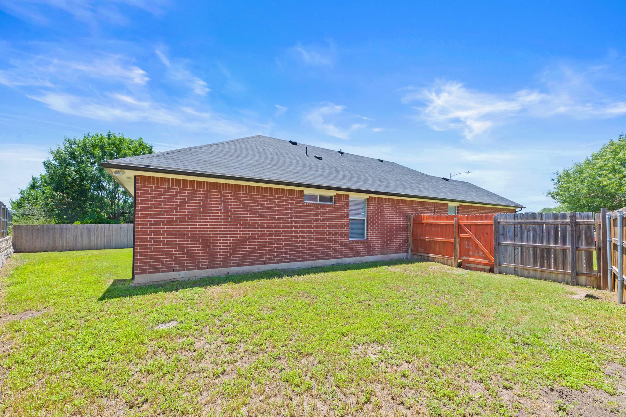 3613 Bach Dr Property Photo 27