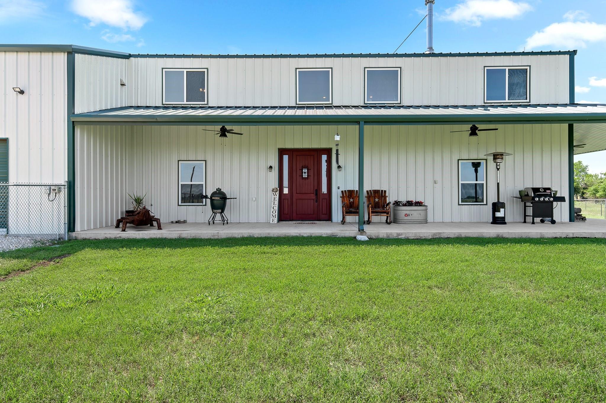 463 County Road 436 Property Photo 8