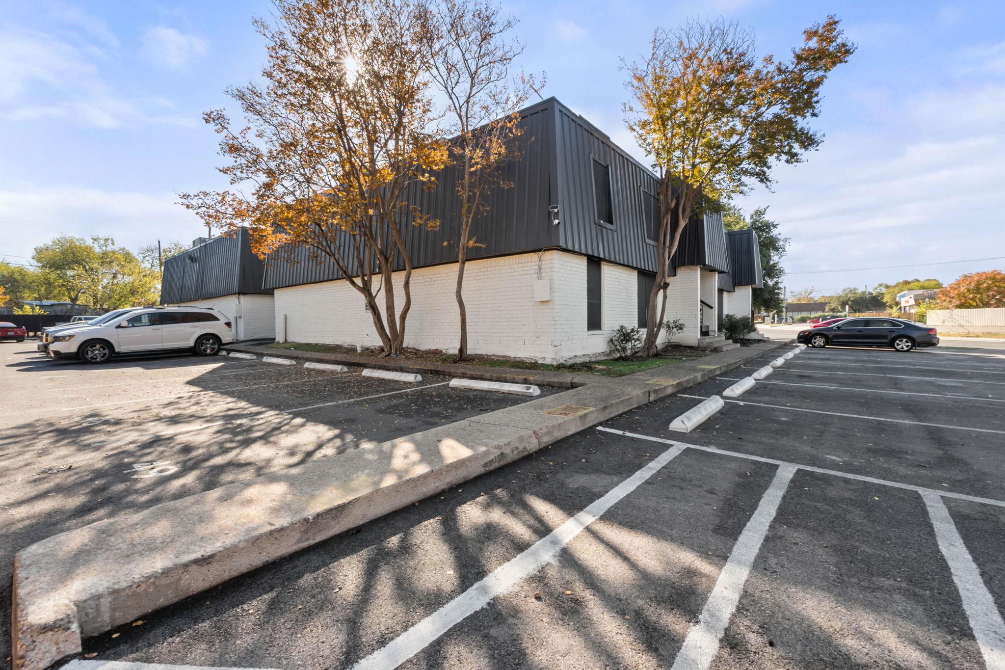 1720 Wooten Park Dr #206 Property Photo 25