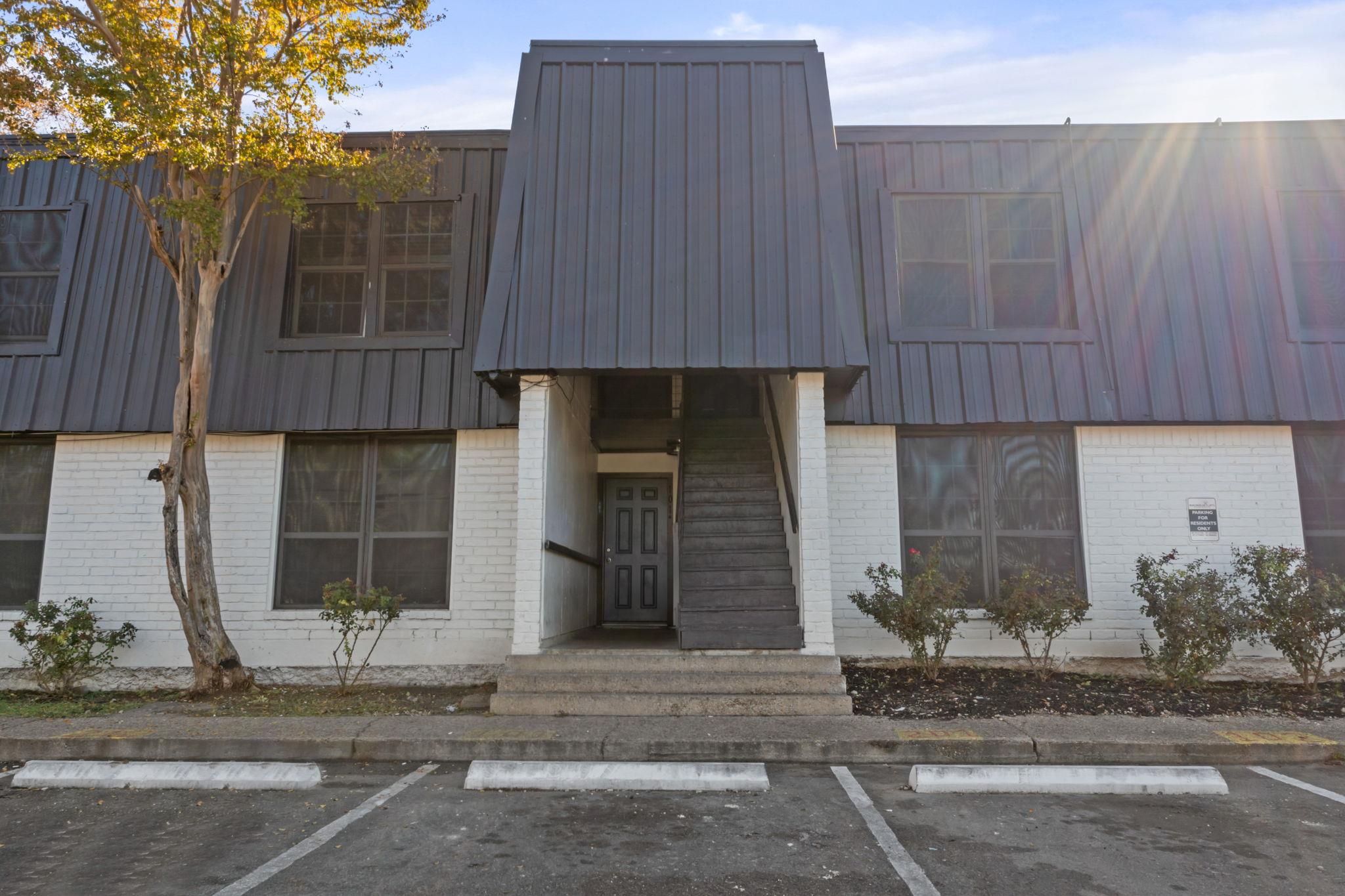 1720 Wooten Park Dr #206 Property Photo 29