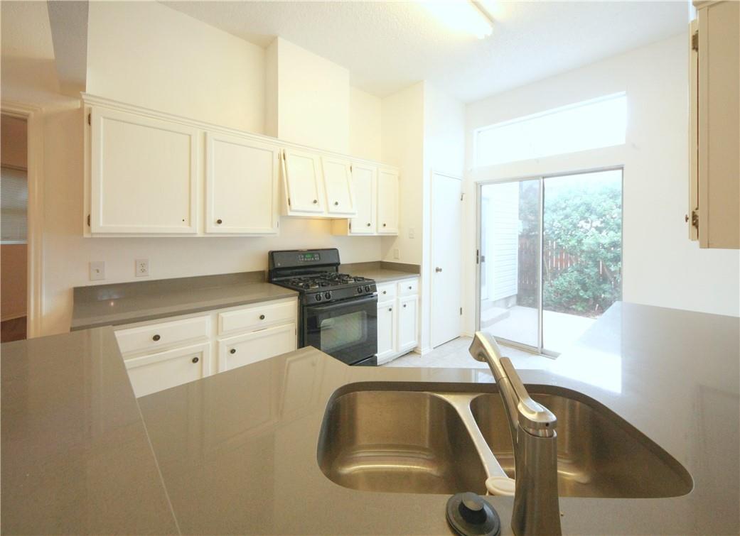 8200 Cahill Dr Property Photo 7