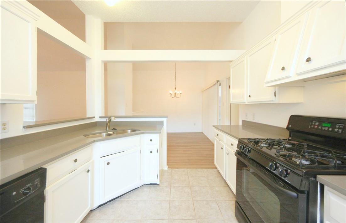8200 Cahill Dr Property Photo 9