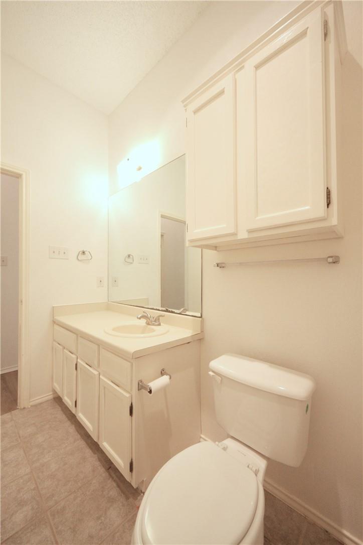 8200 Cahill Dr Property Photo 16