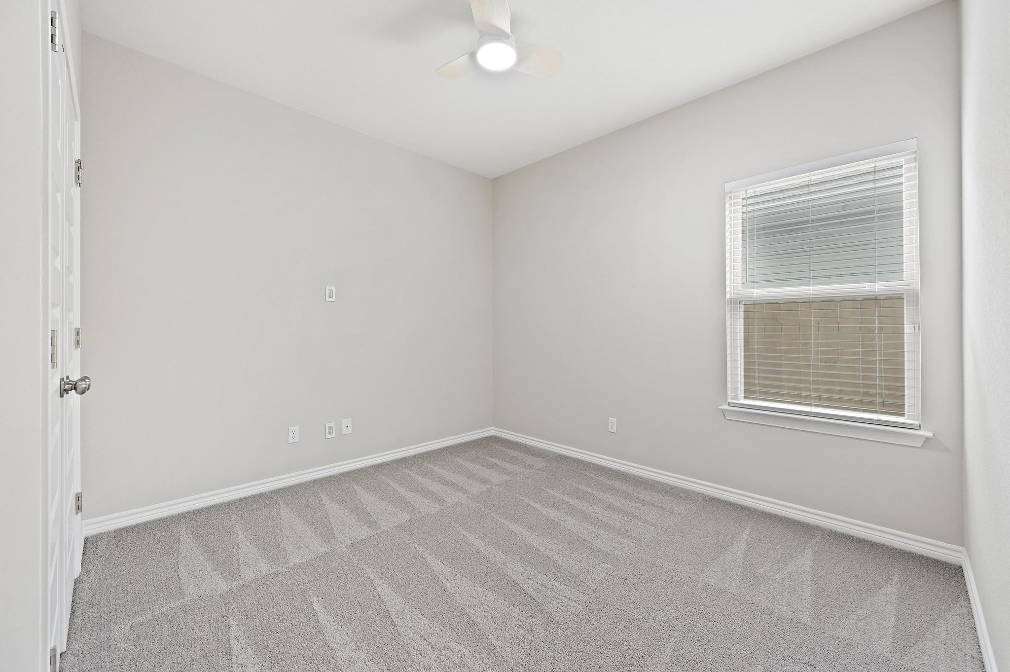 349 Trellis Blvd Property Photo 17