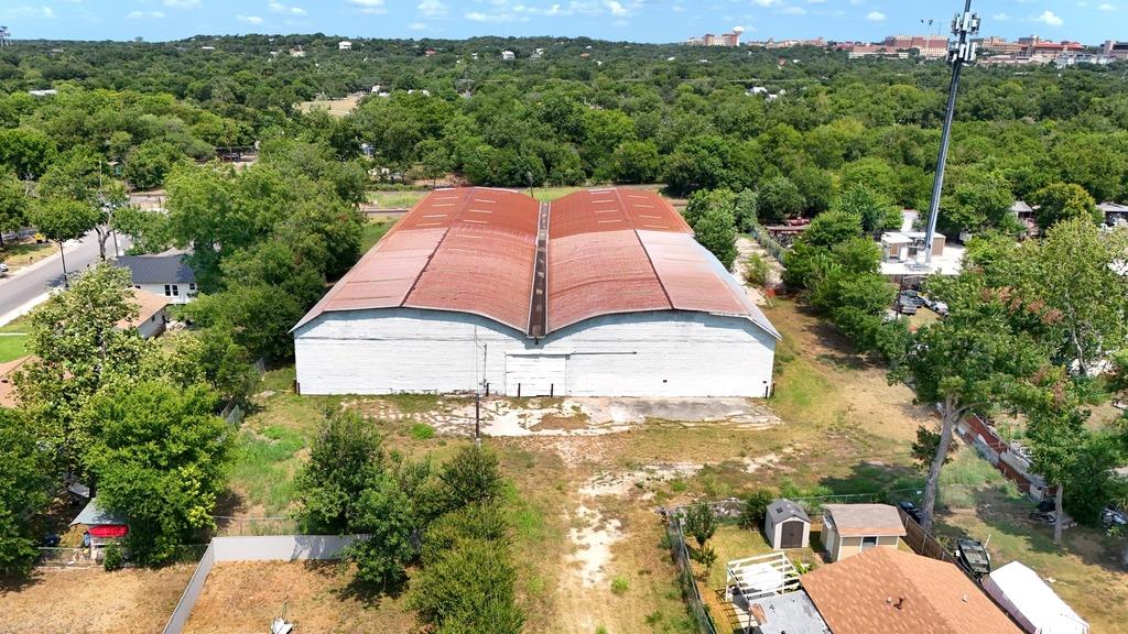 312 Comacho St Property Photo 1