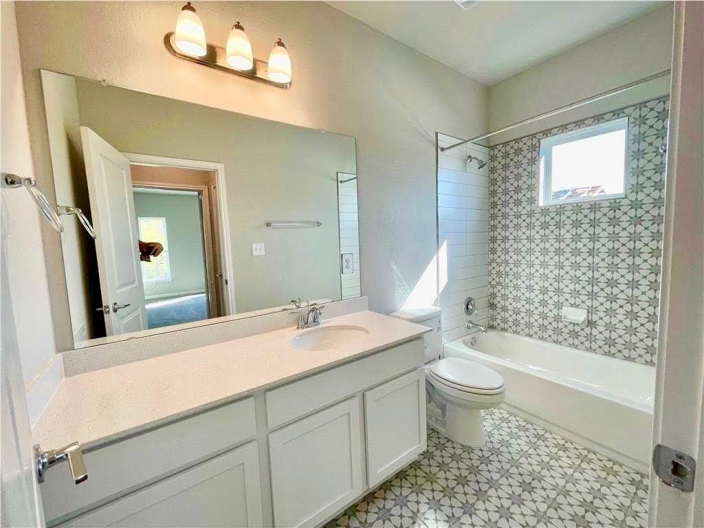 3017 Settlement Dr #32 Property Photo 5