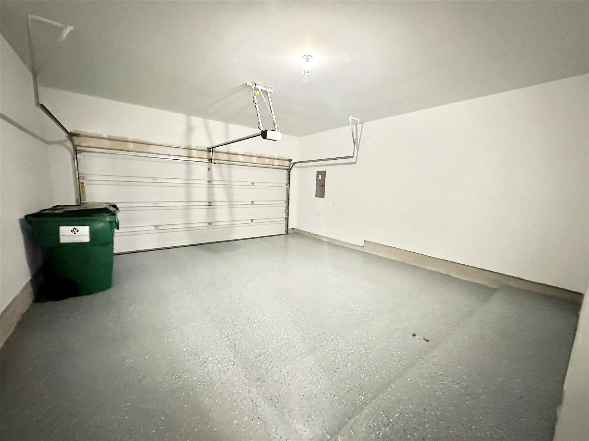 600 Pearly Eye Dr C Property Photo 13