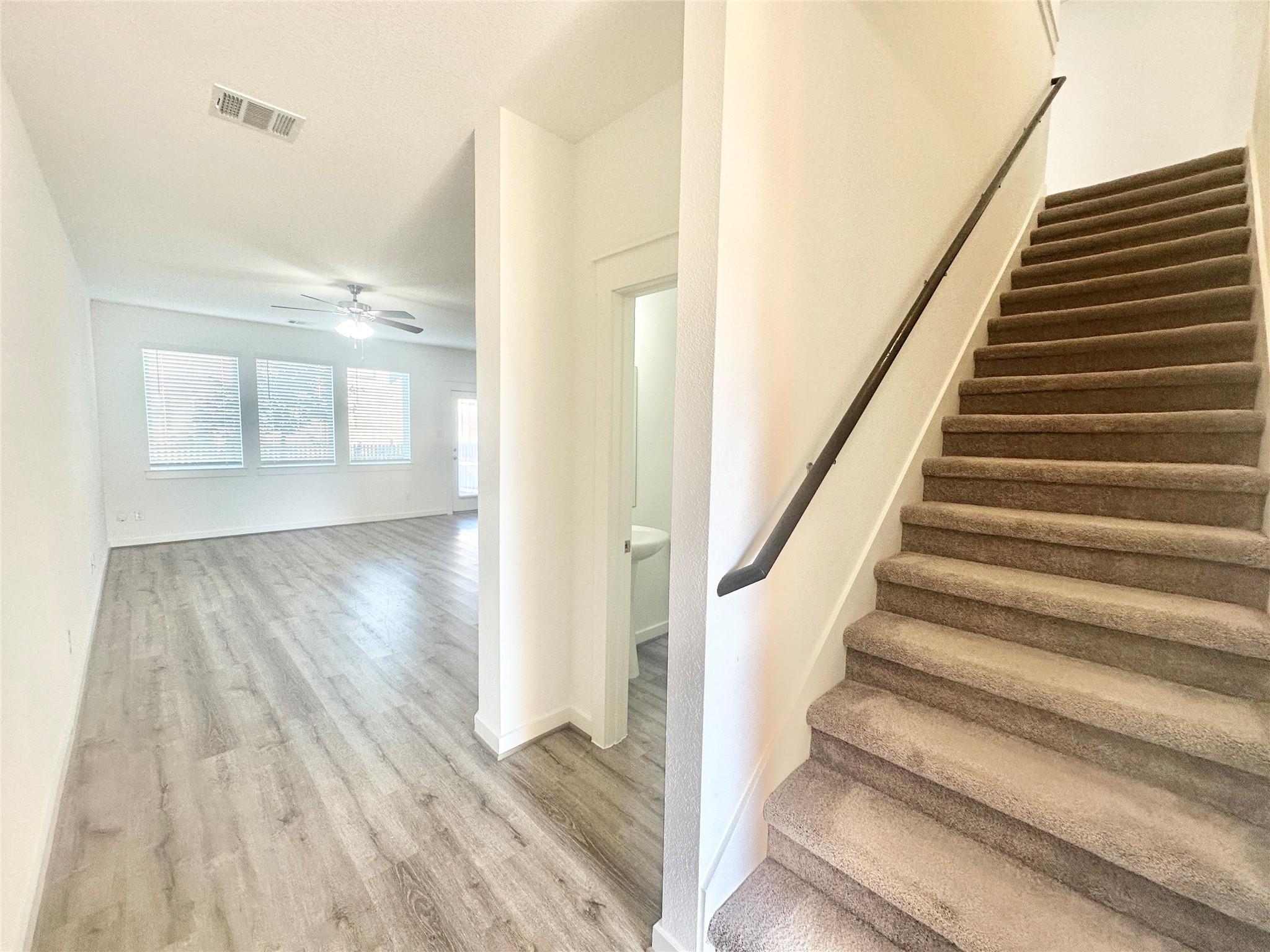 600 Pearly Eye Dr C Property Photo 16