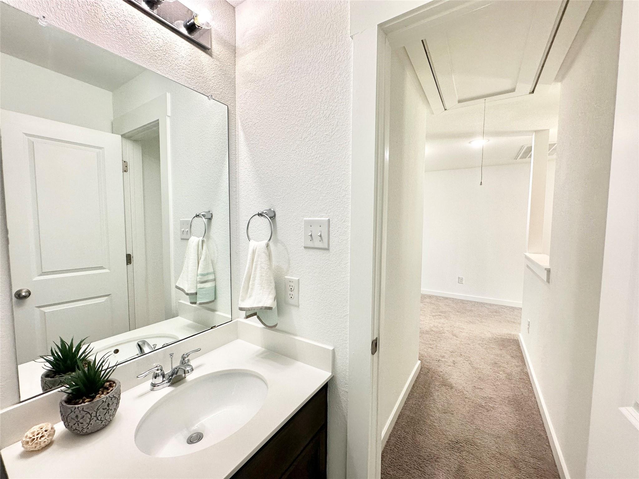 600 Pearly Eye Dr C Property Photo 34