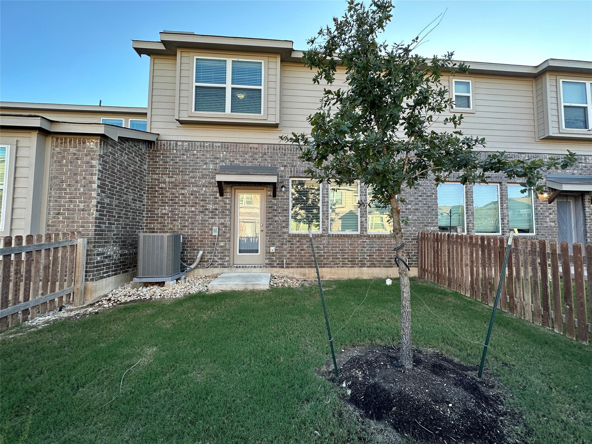600 Pearly Eye Dr C Property Photo 36