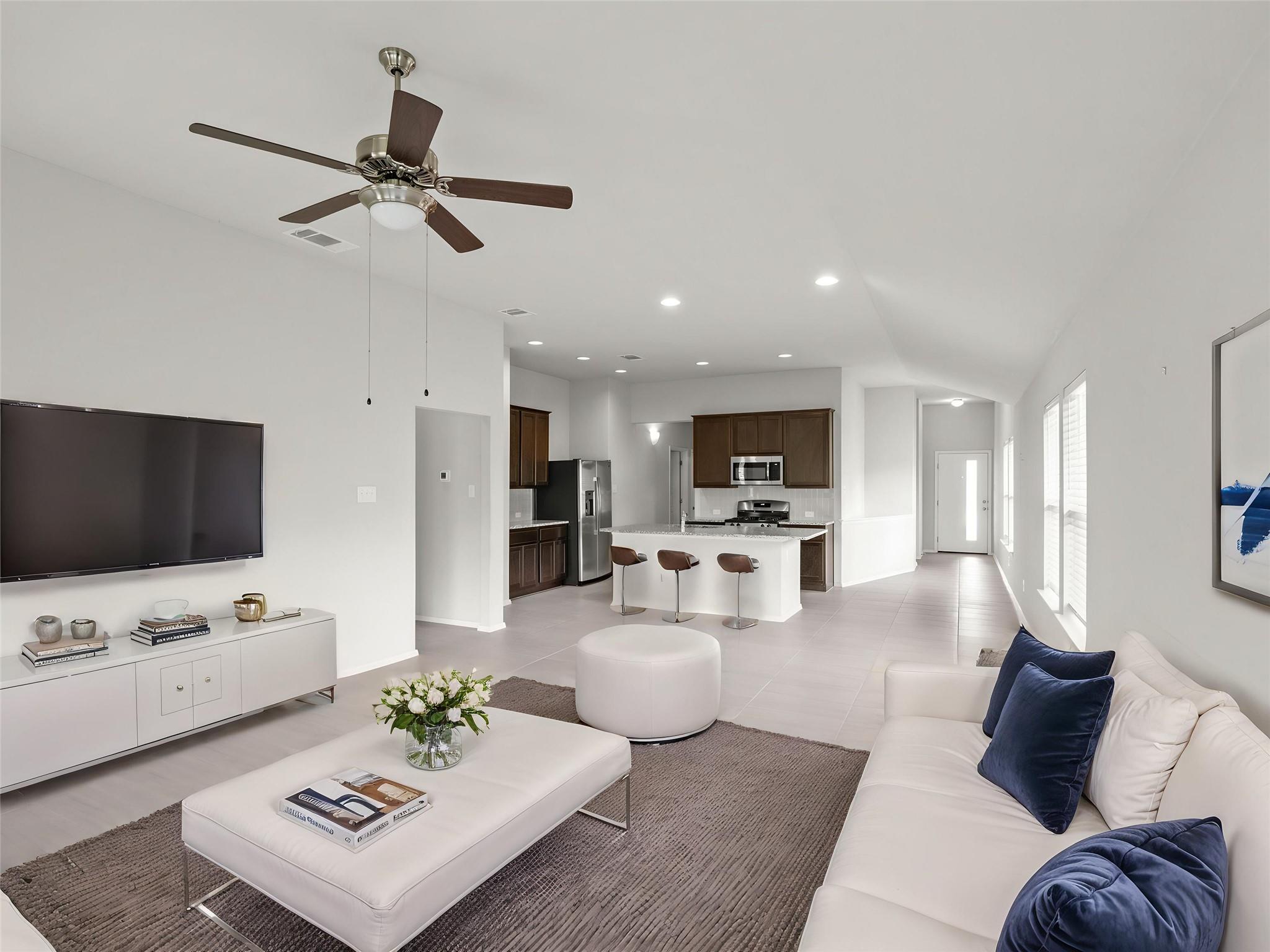 13701 Ronald W Reagan Blvd #16 Property Photo 3