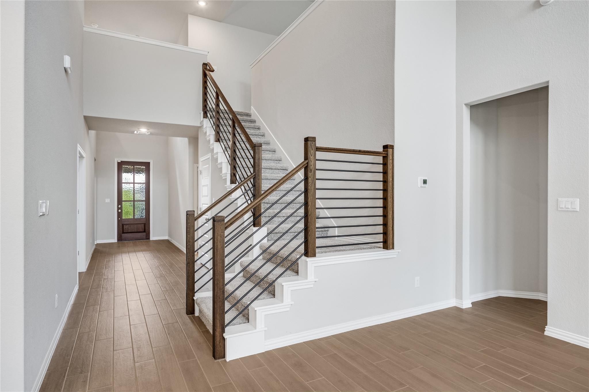 1009 Calendula Trl Property Photo 4