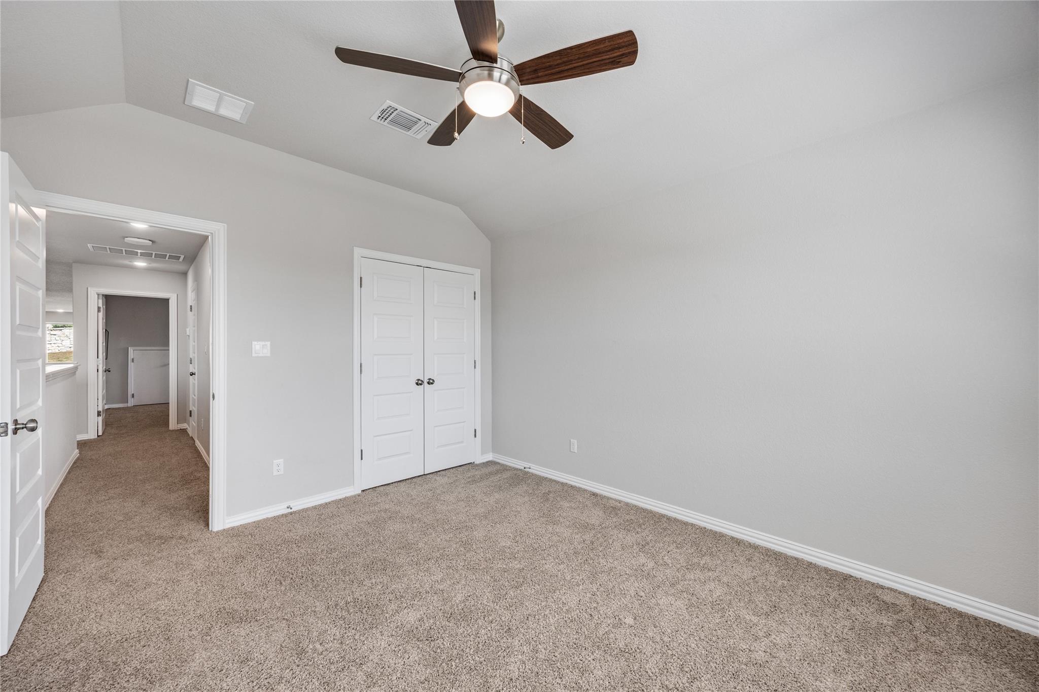 1009 Calendula Trl Property Photo 20