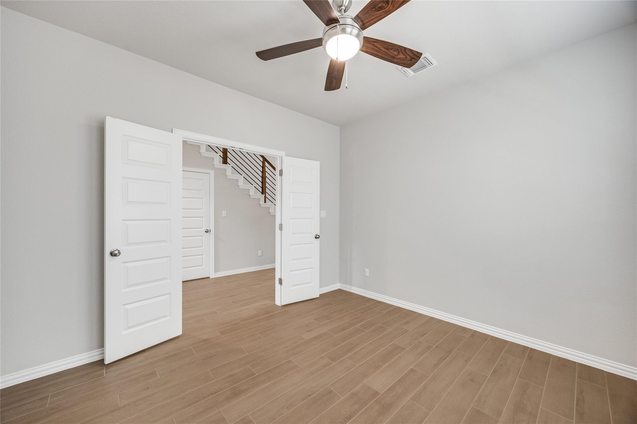 1009 Calendula Trl Property Photo 24