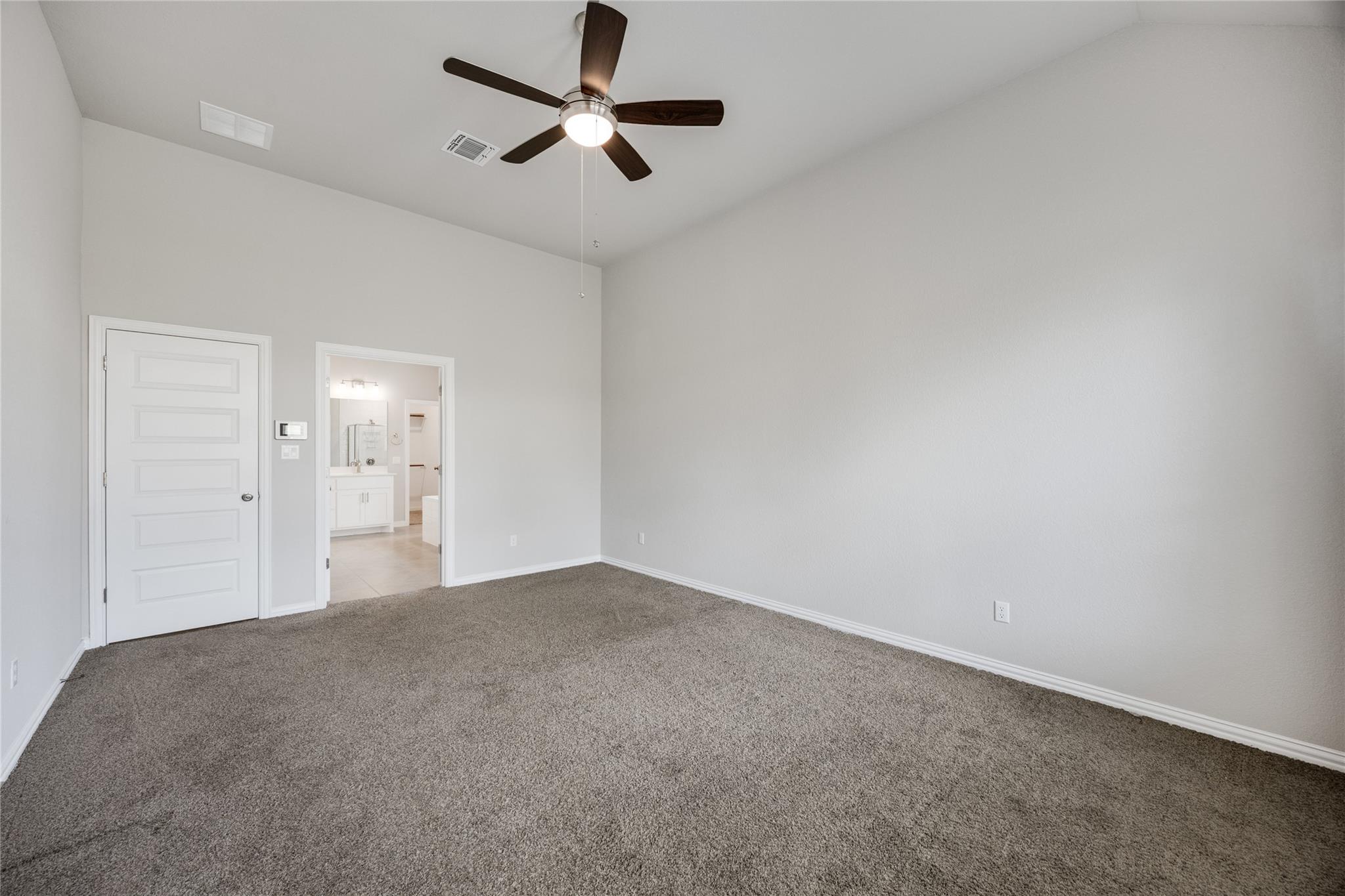1009 Calendula Trl Property Photo 26