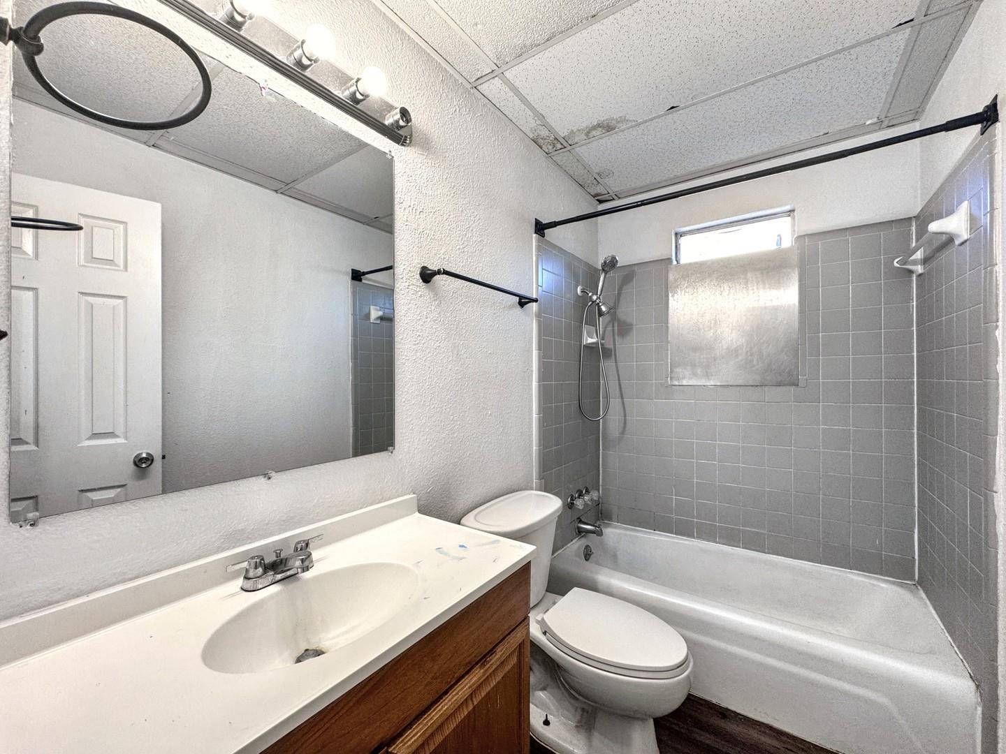 742 Martindale Rd Property Photo 14