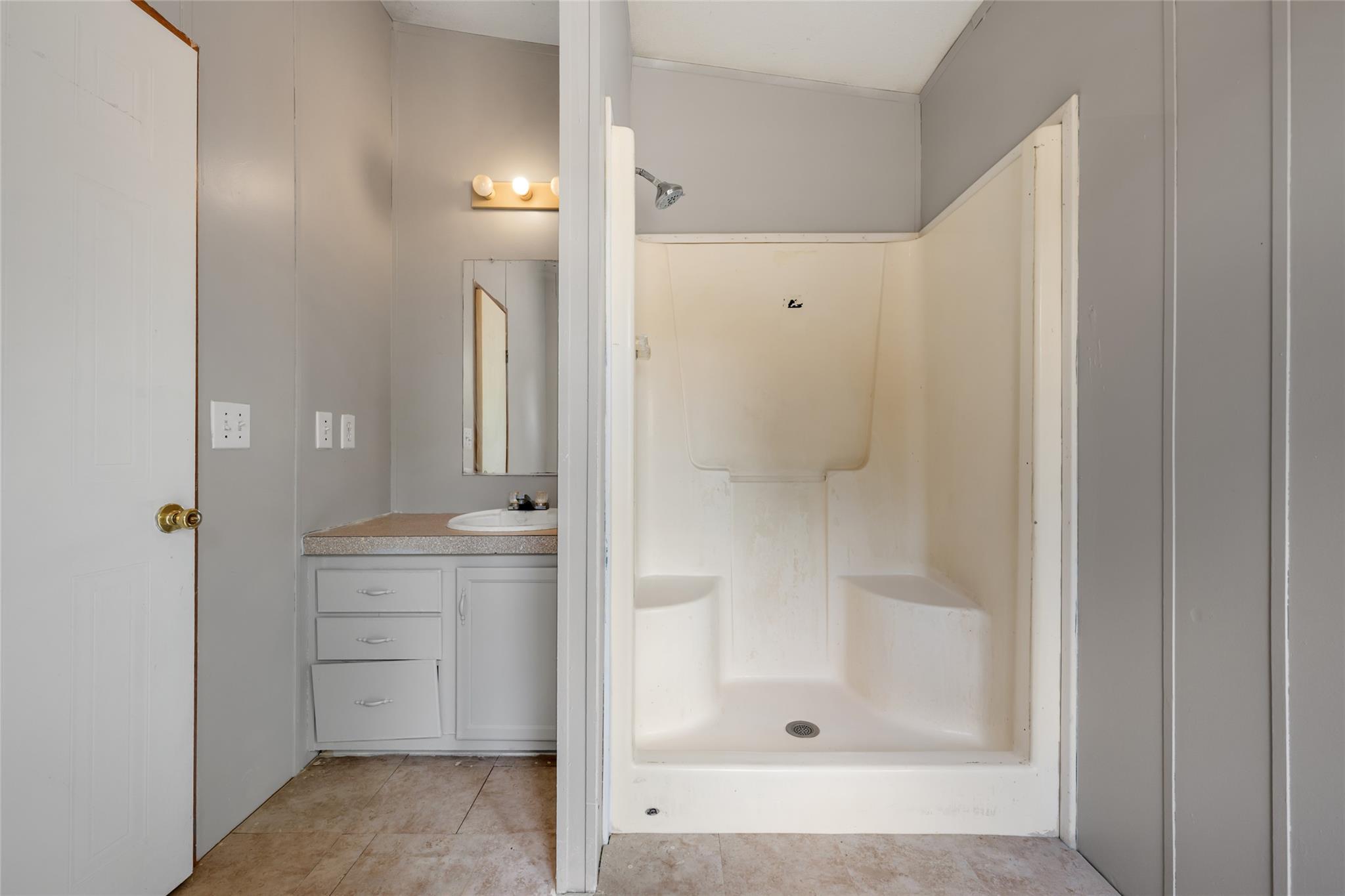 162 Jeffrey Dr Property Photo 10
