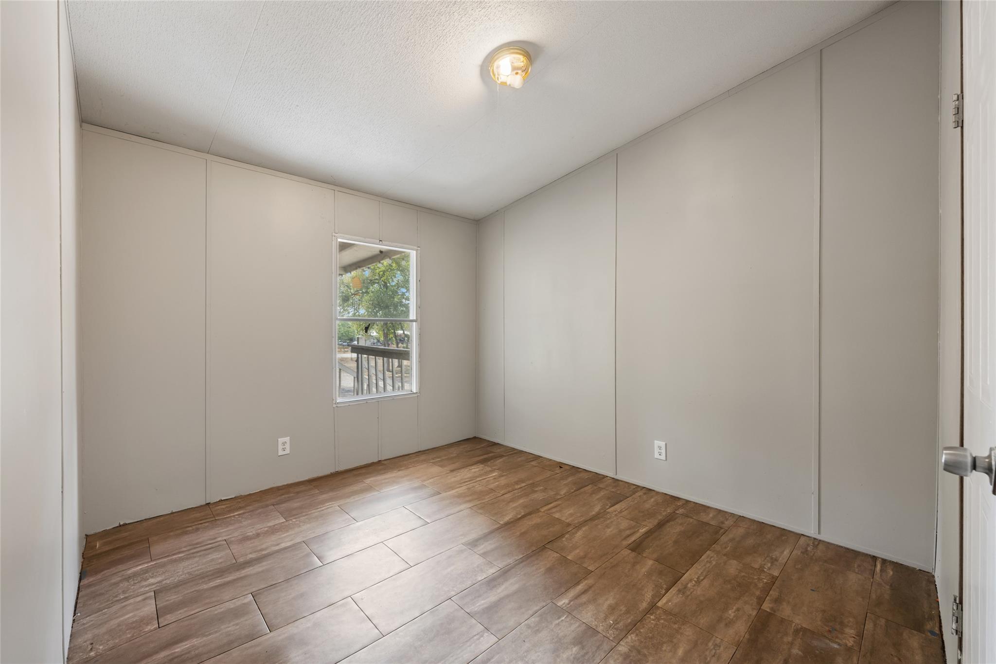 162 Jeffrey Dr Property Photo 19