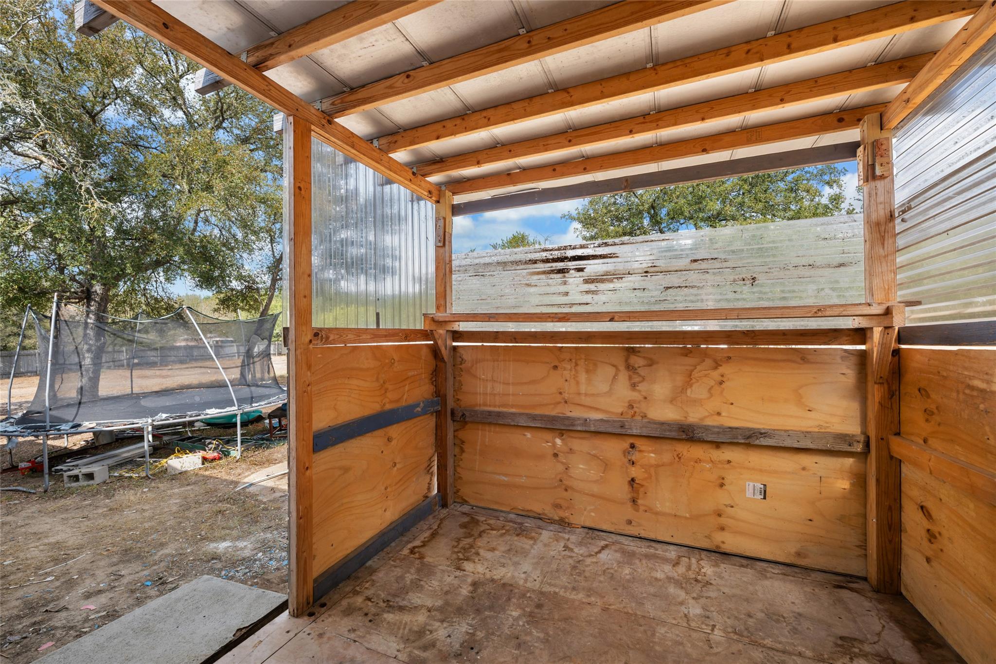 162 Jeffrey Dr Property Photo 23