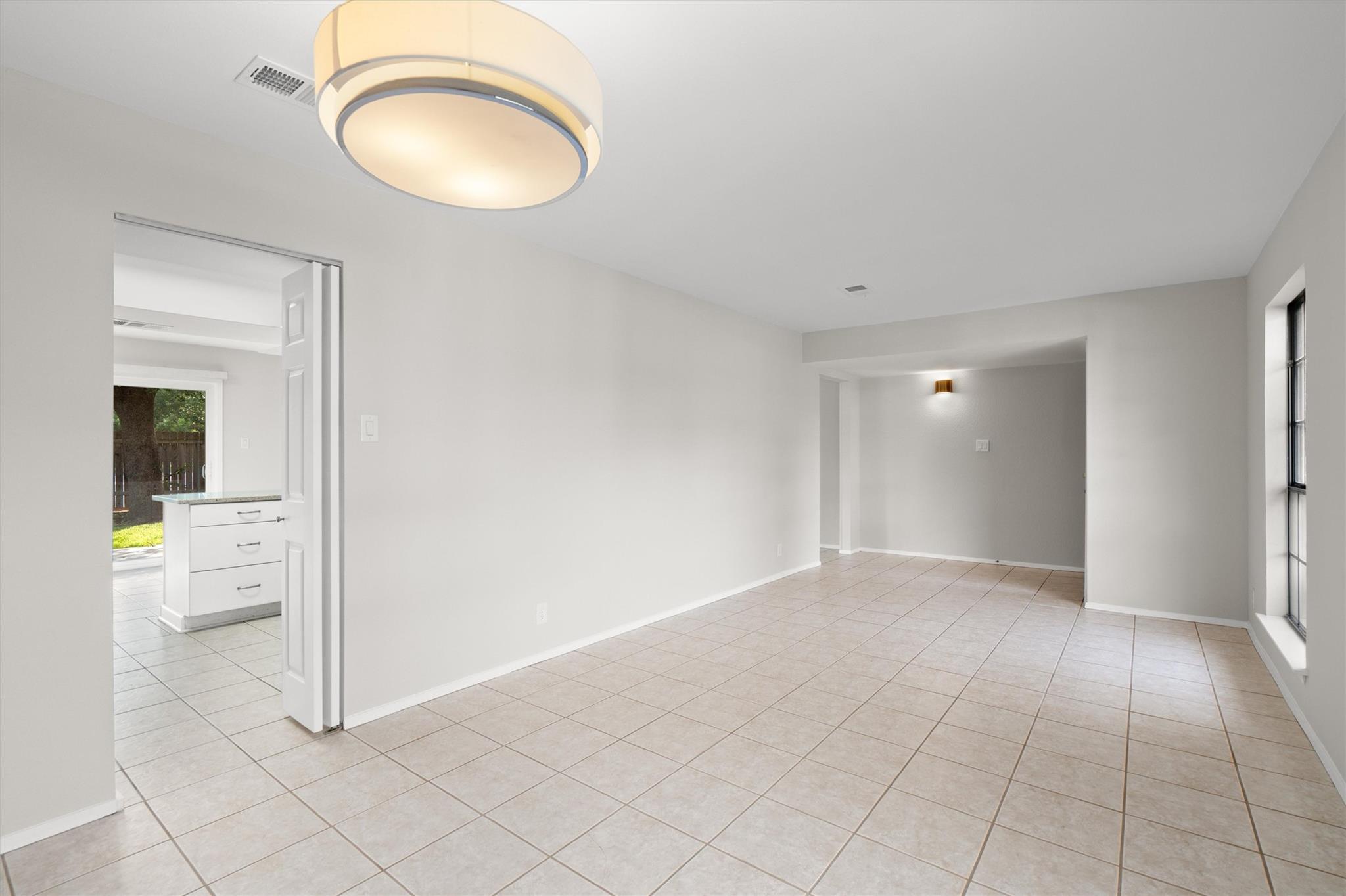 10605 Leather Cv Property Photo 15