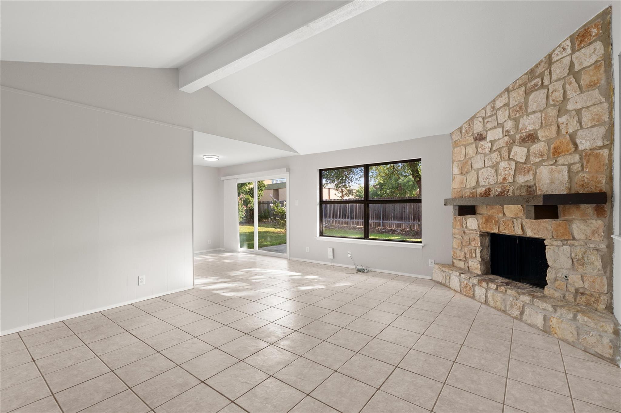 10605 Leather Cv Property Photo 18