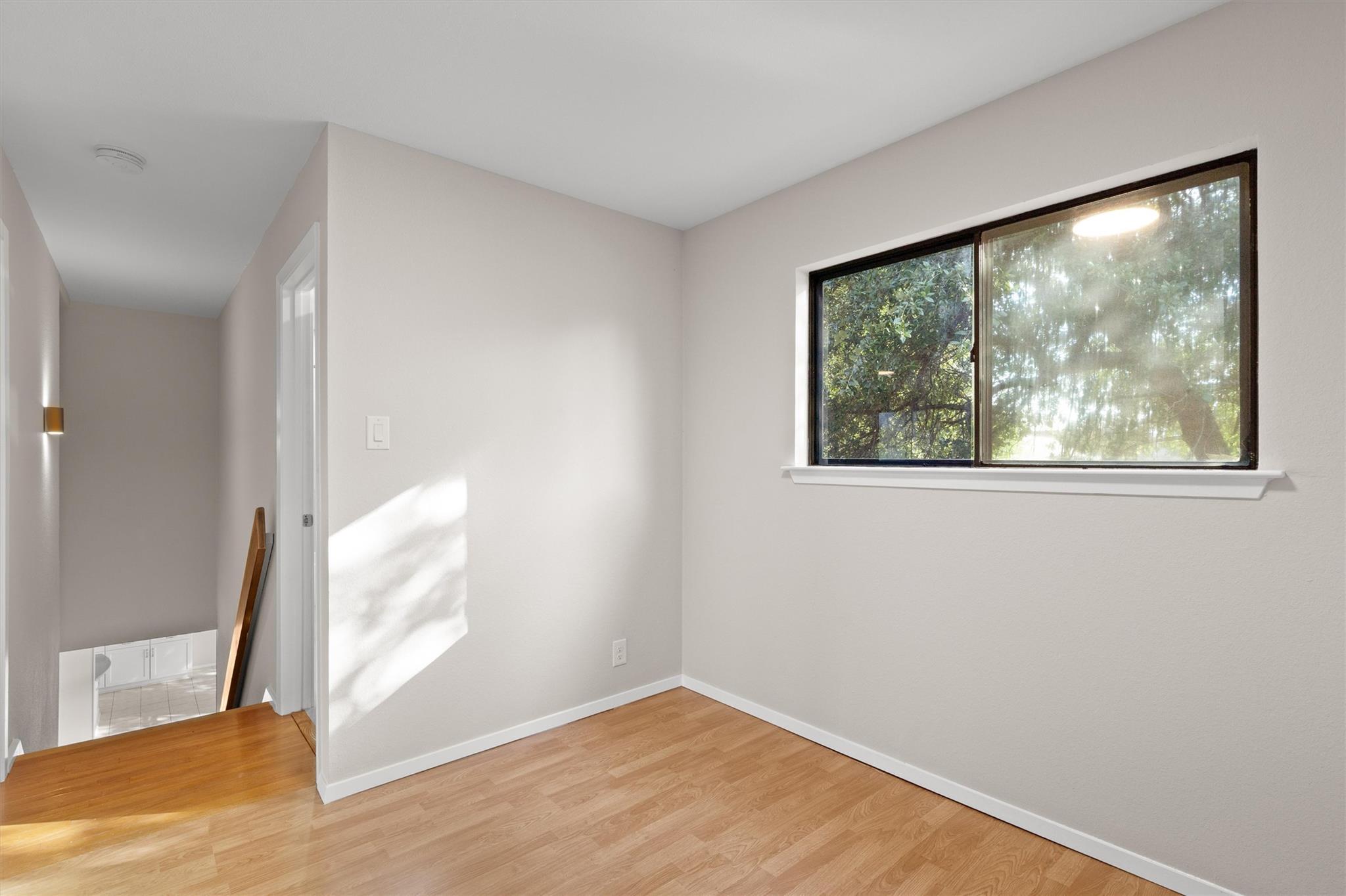 10605 Leather Cv Property Photo 27
