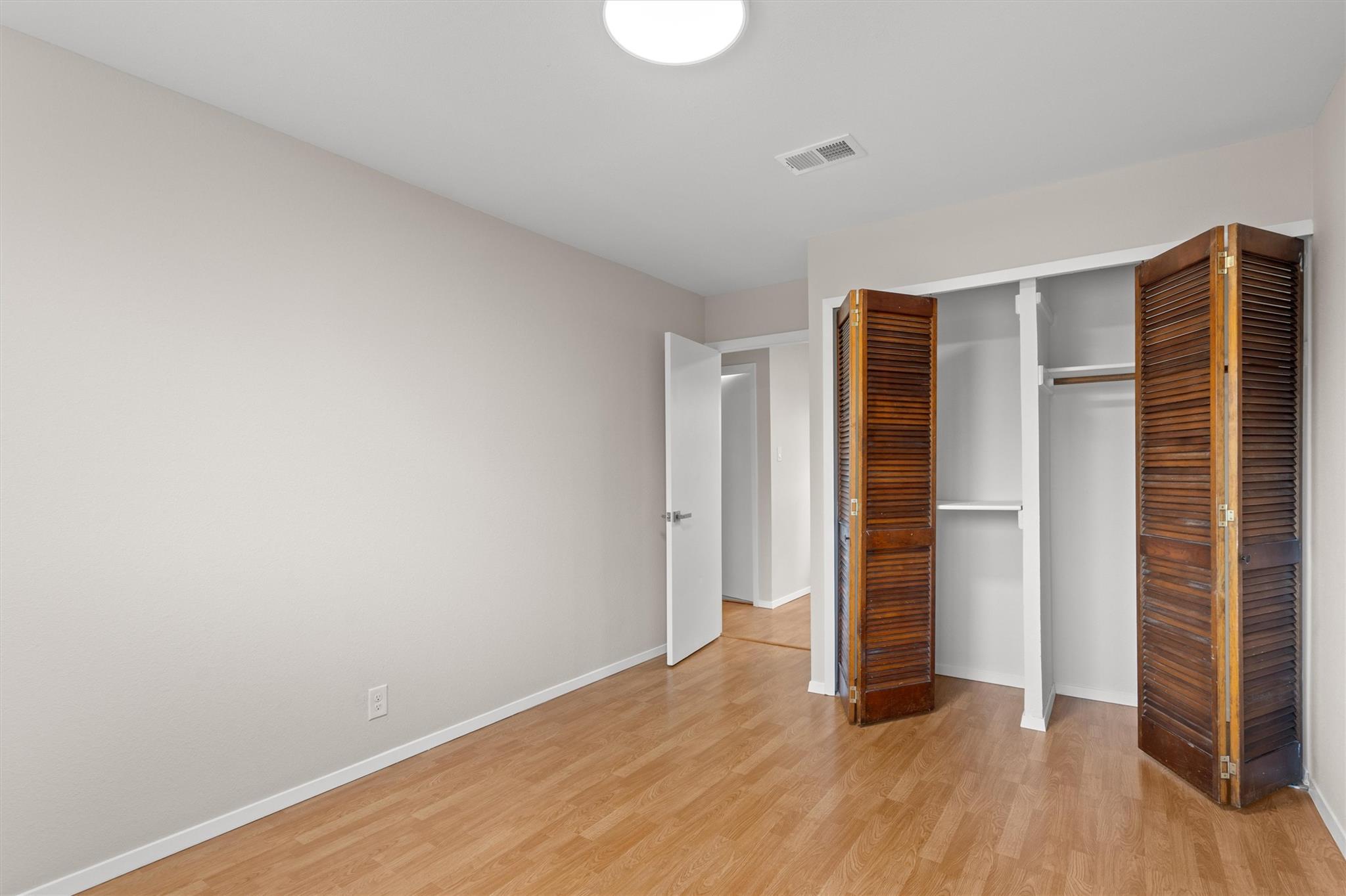 10605 Leather Cv Property Photo 29