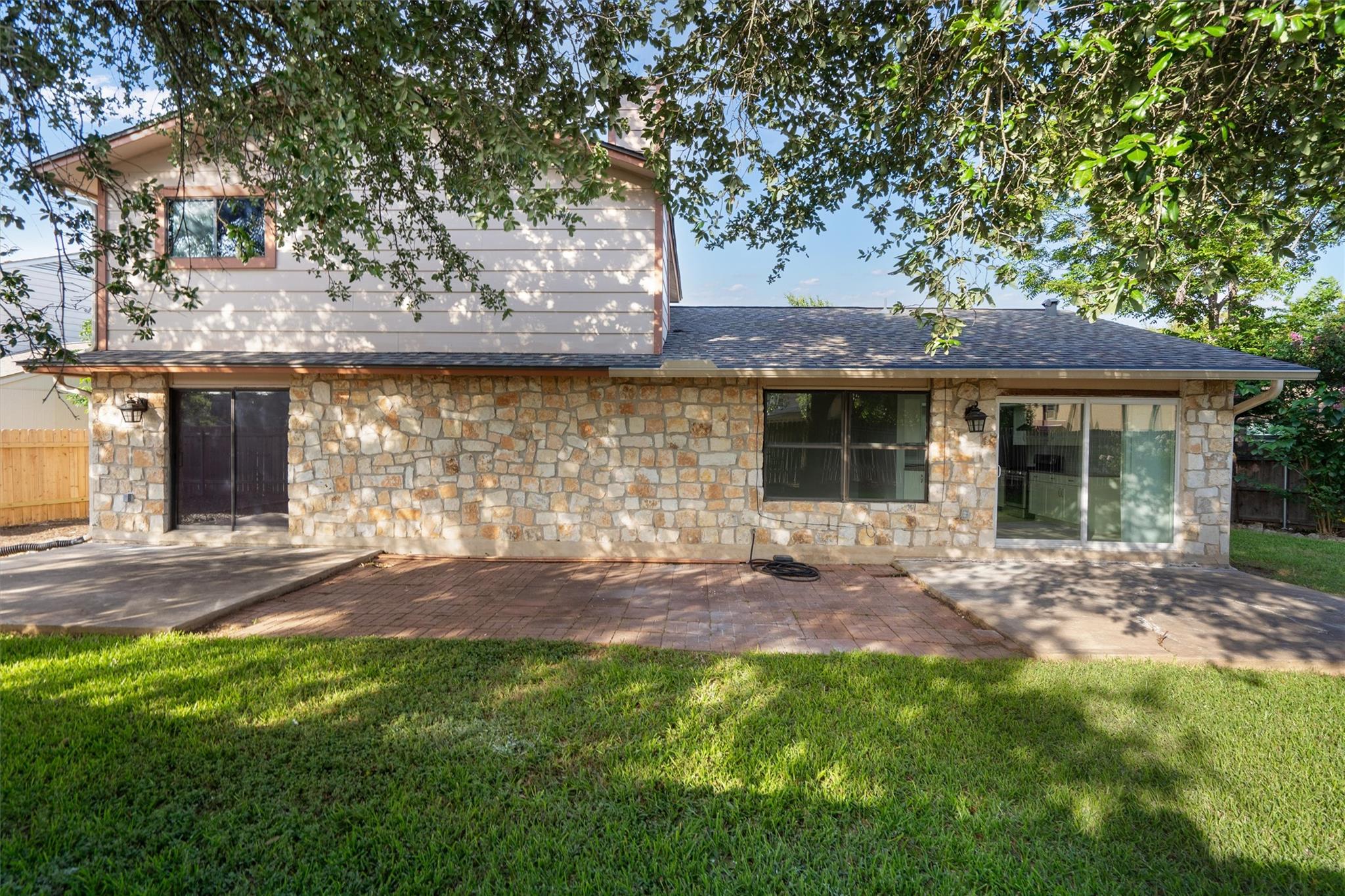 10605 Leather Cv Property Photo 36