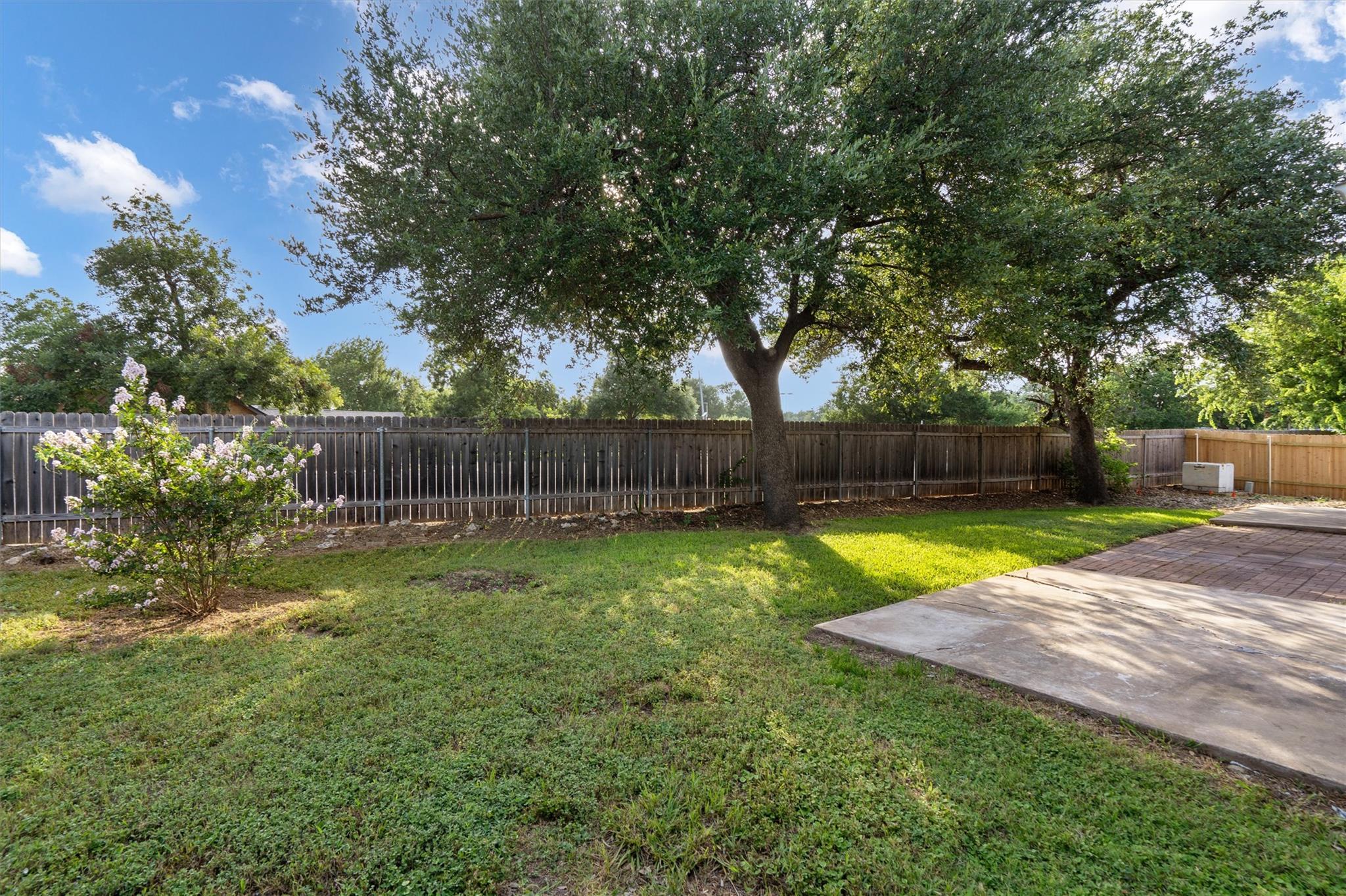 10605 Leather Cv Property Photo 38