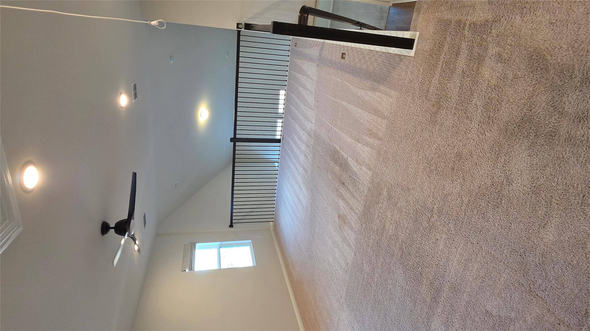 221 Travis Ln Property Photo 15