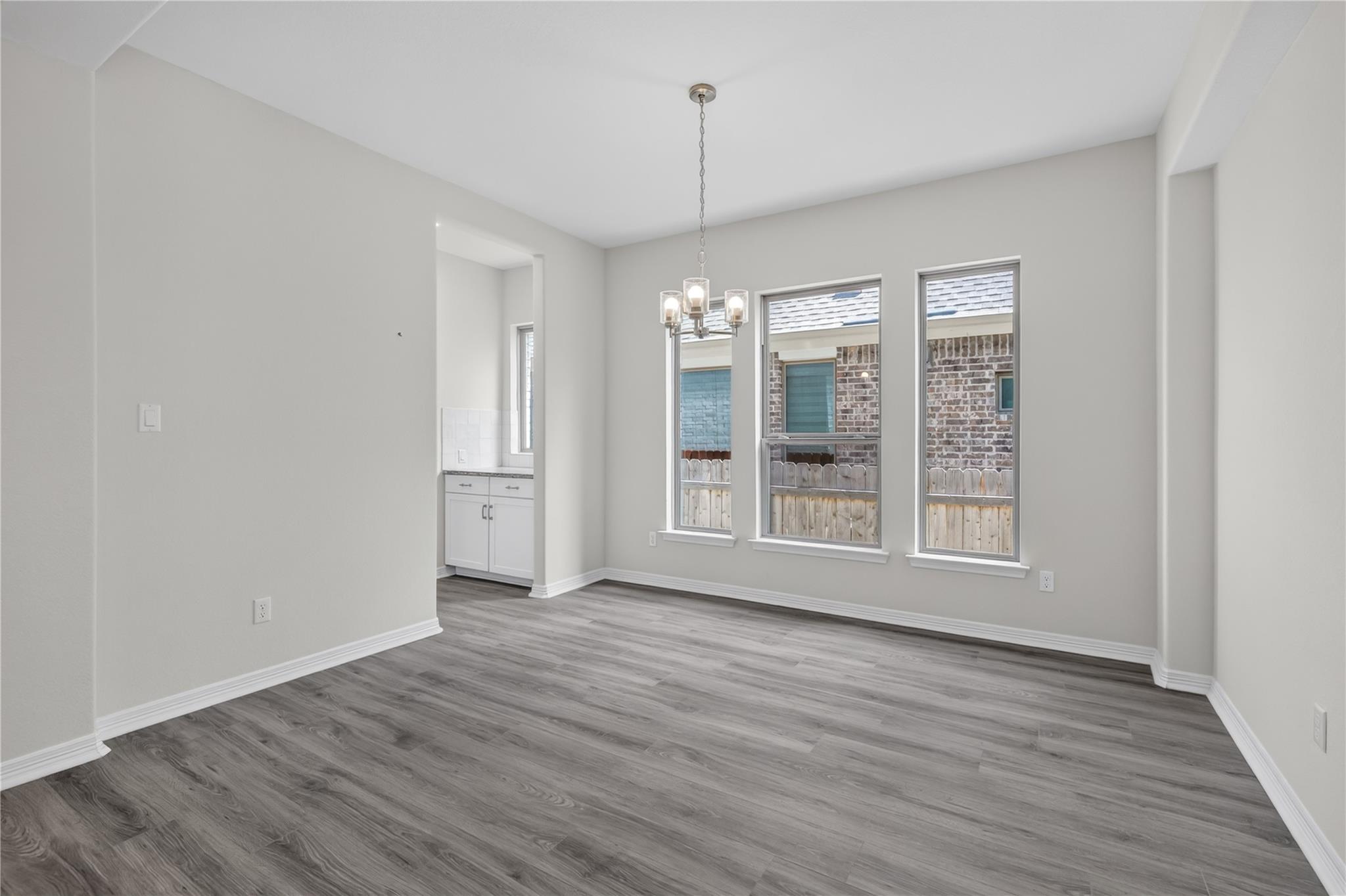 2017 Semillon St Property Photo 5