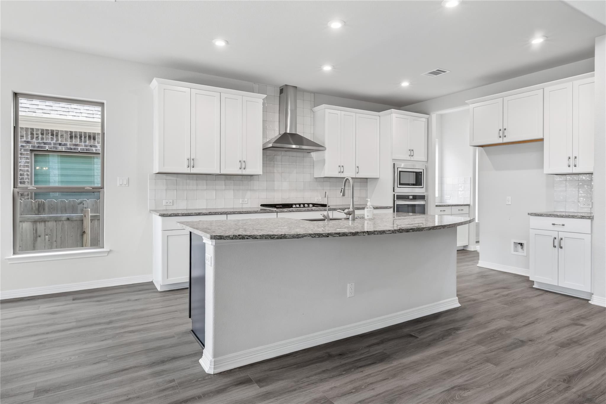 2017 Semillon St Property Photo 13