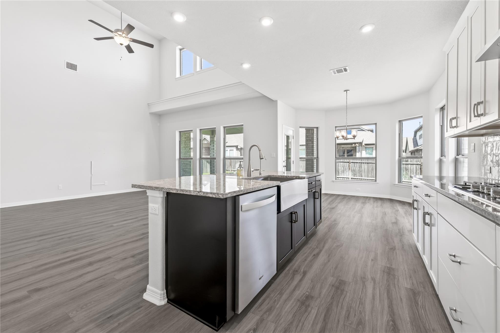 2017 Semillon St Property Photo 17