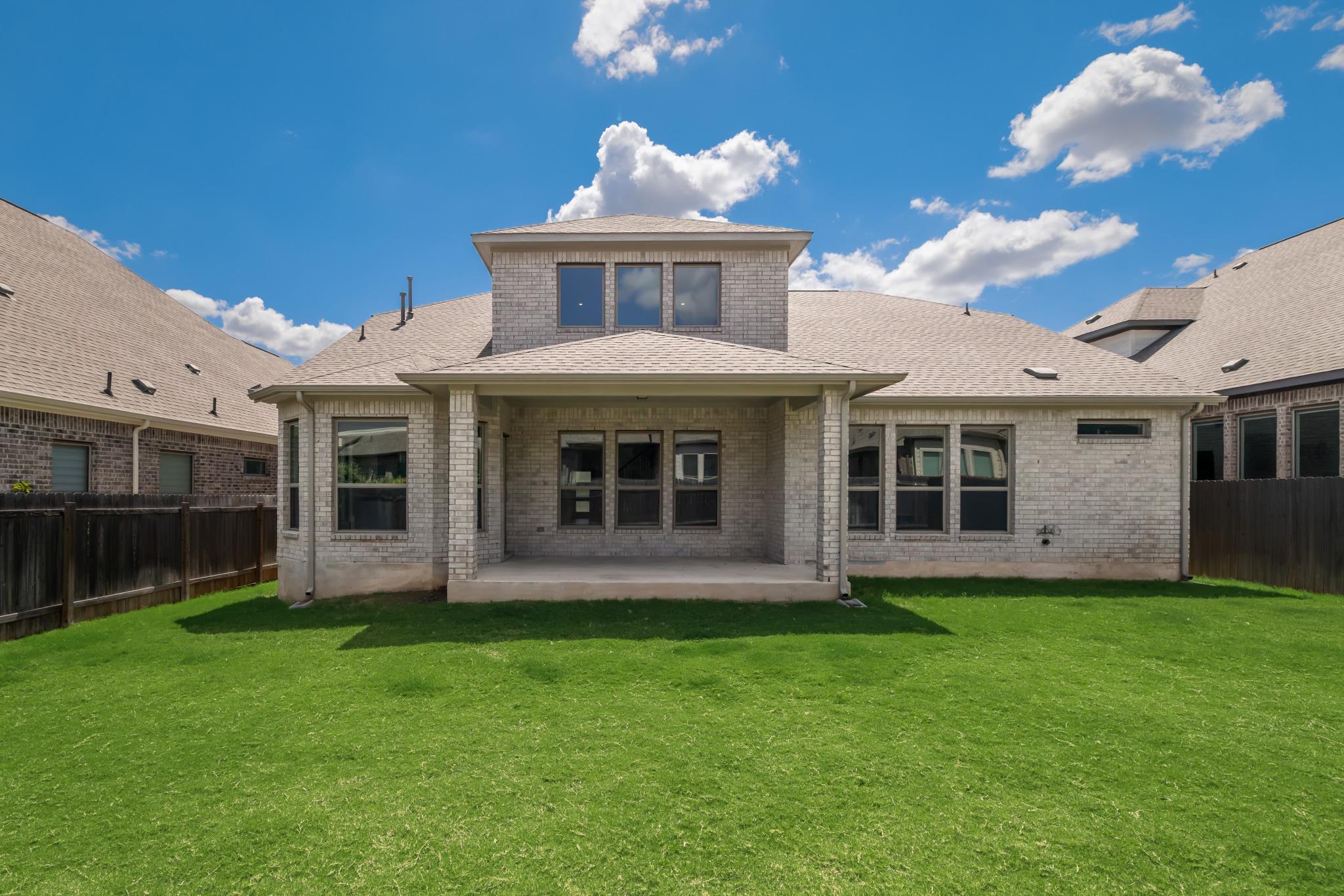 2017 Semillon St Property Photo 32