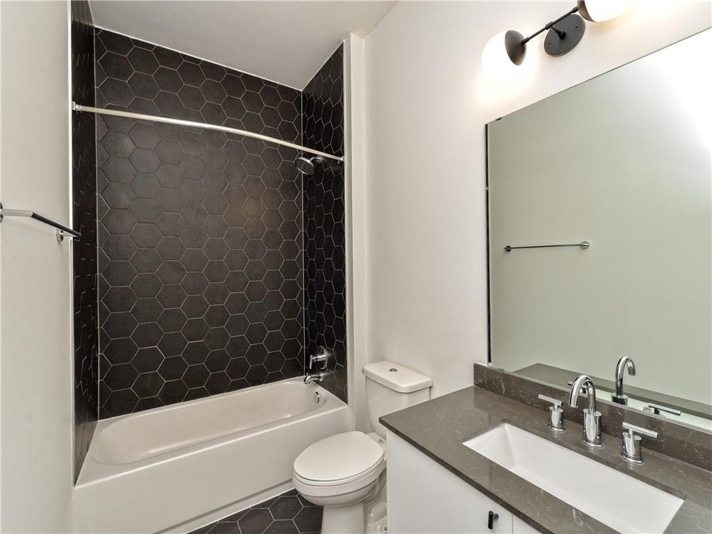 800 Embassy Dr #323 Property Photo 7