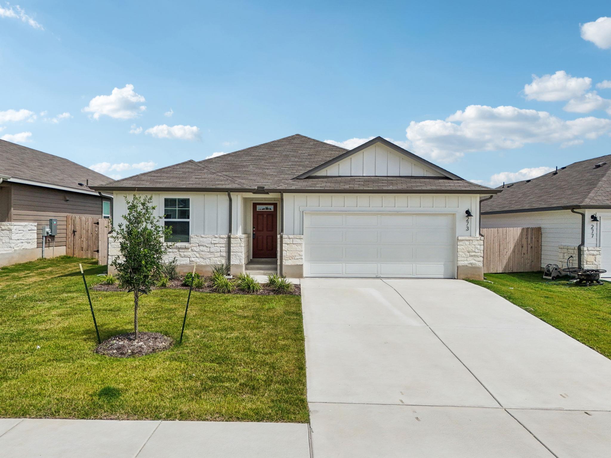 273 Boatright Blvd Property Photo 1