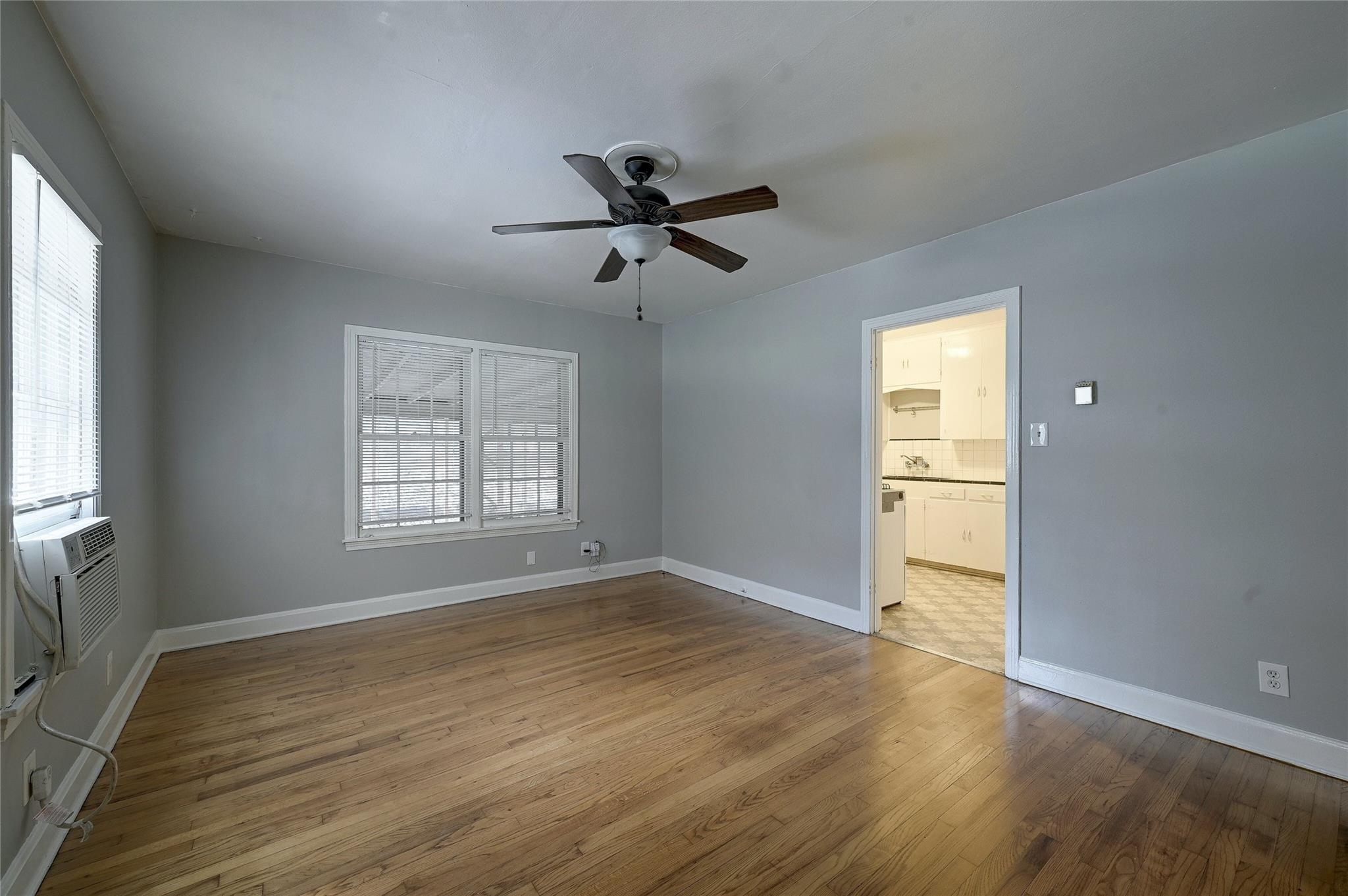 1506 East Side Drive Property Photo 5